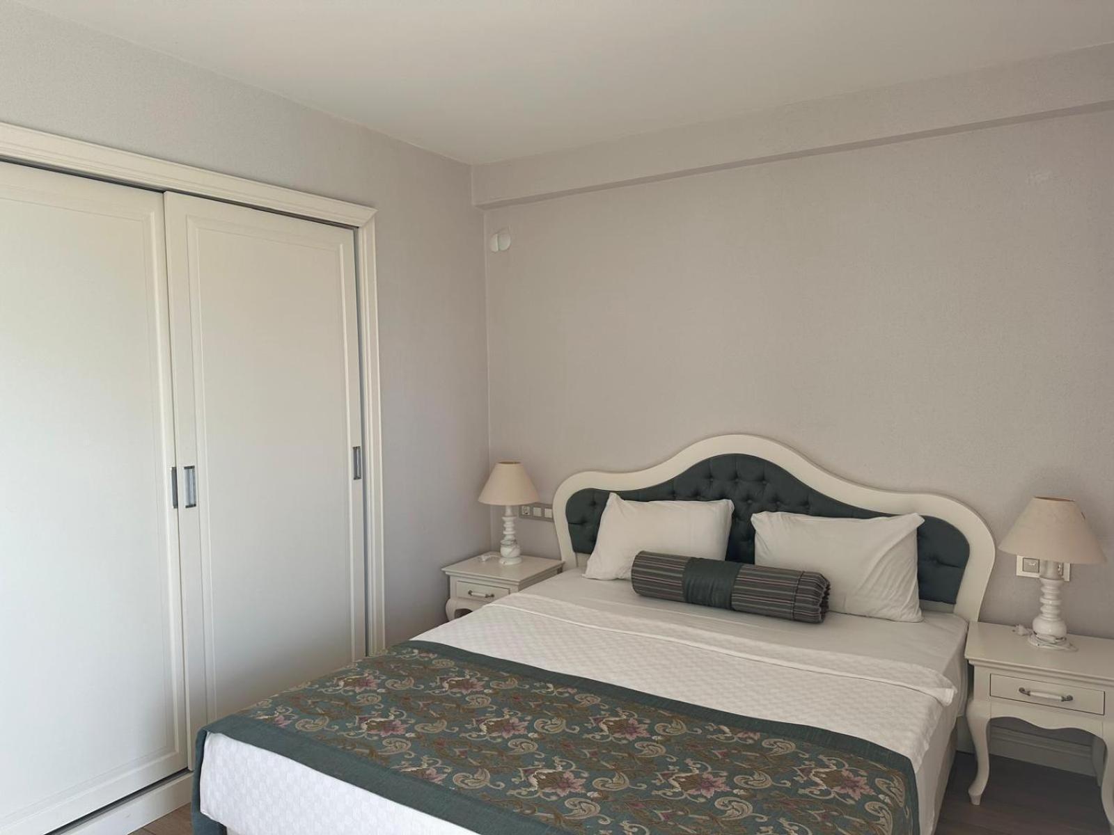 Apartment Defne *