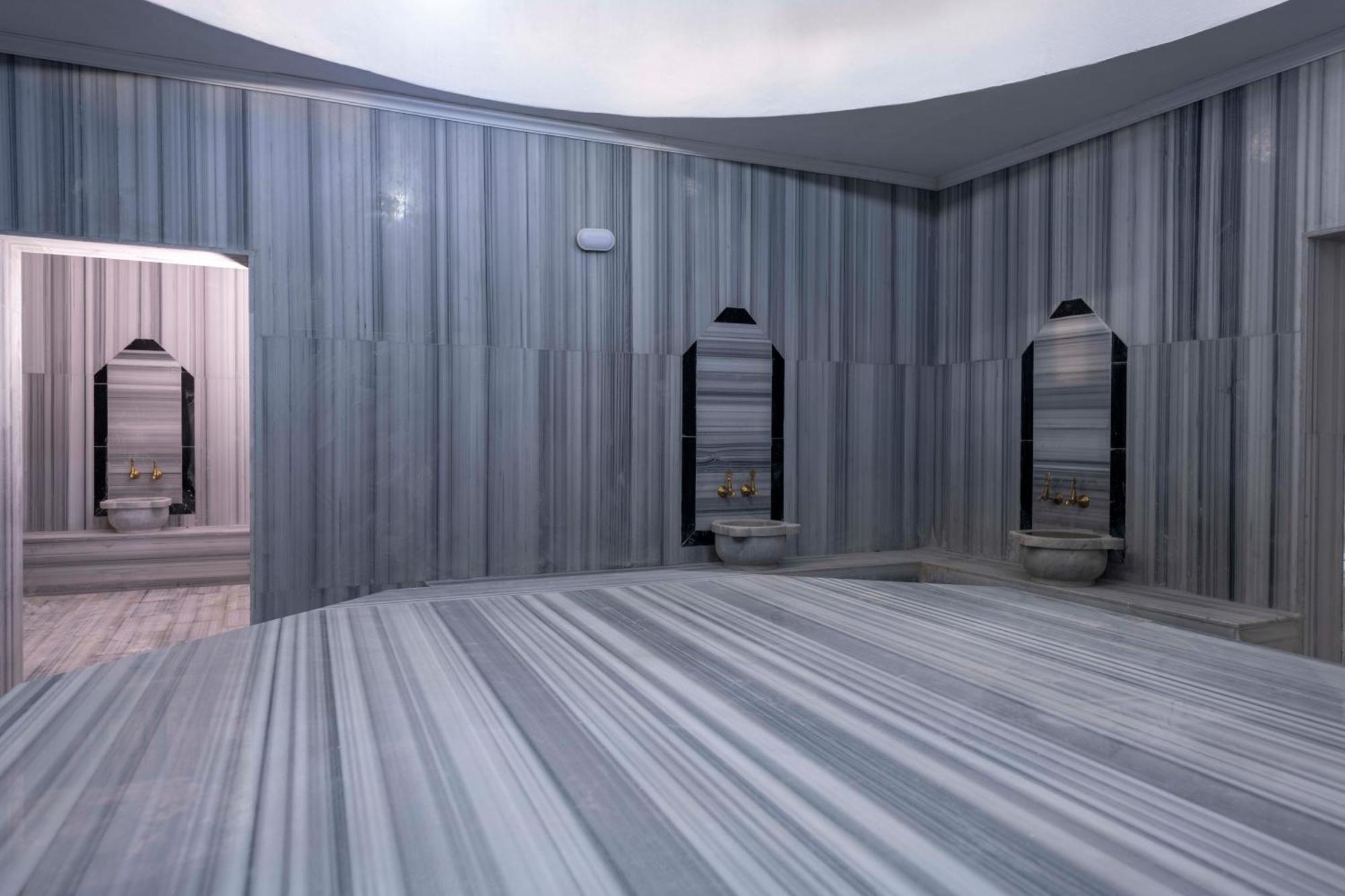 Zeyda Lara Hotel 4*