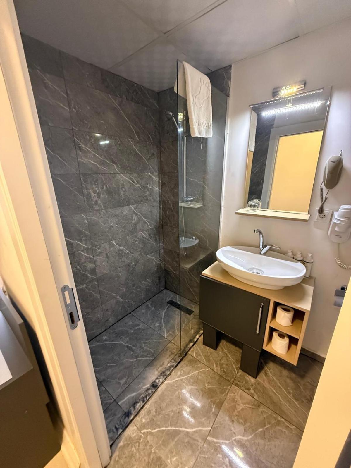 Zeyda Lara Hotel Aksu (Antalya)