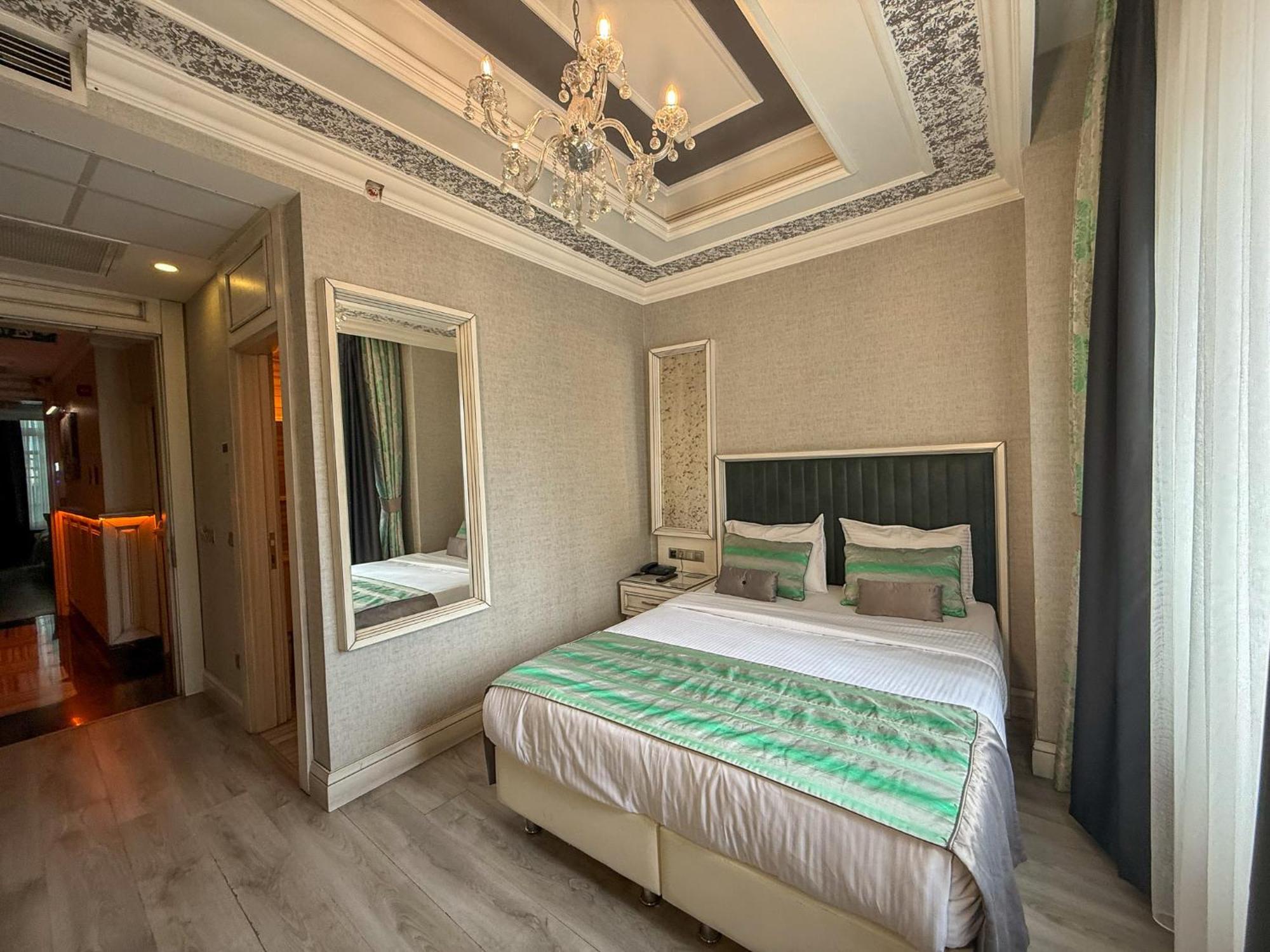 Manesol Old Bosphorus 4*