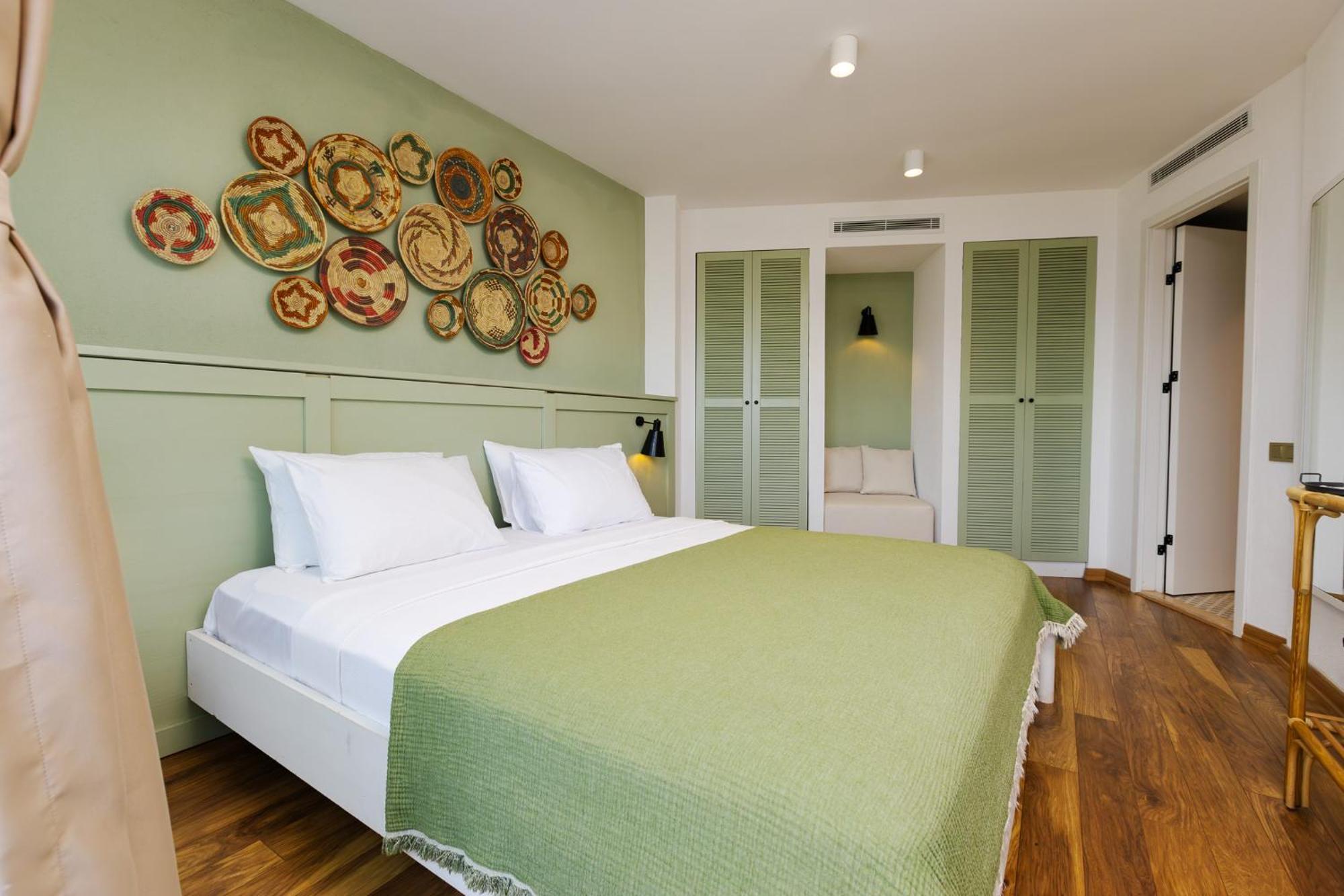Boho Garden Hotel *