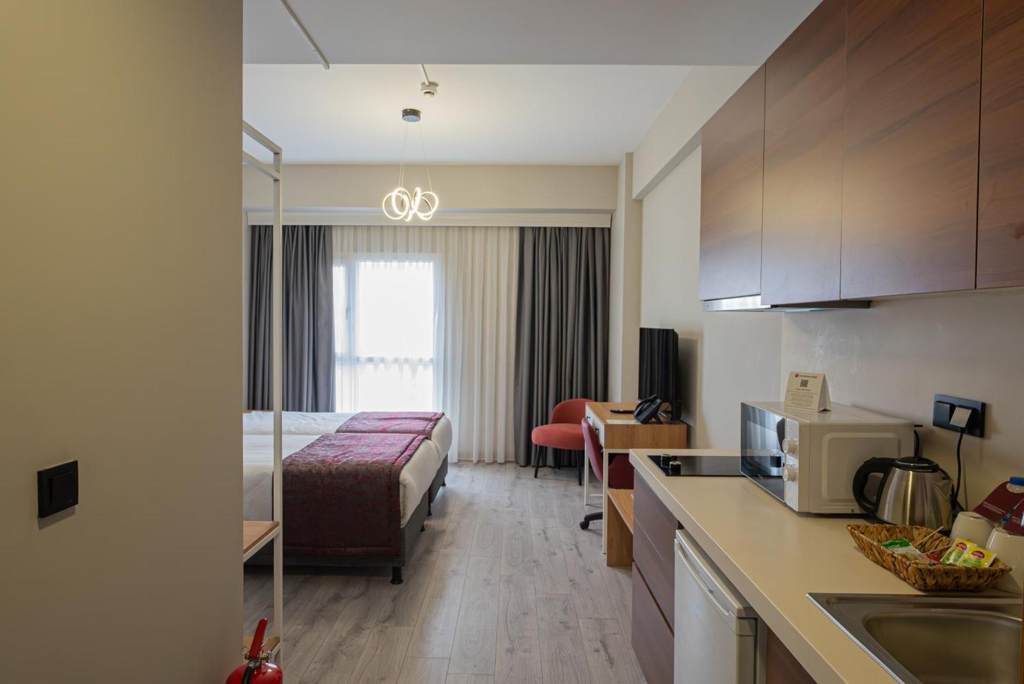 Hotel Western & Residences 4*