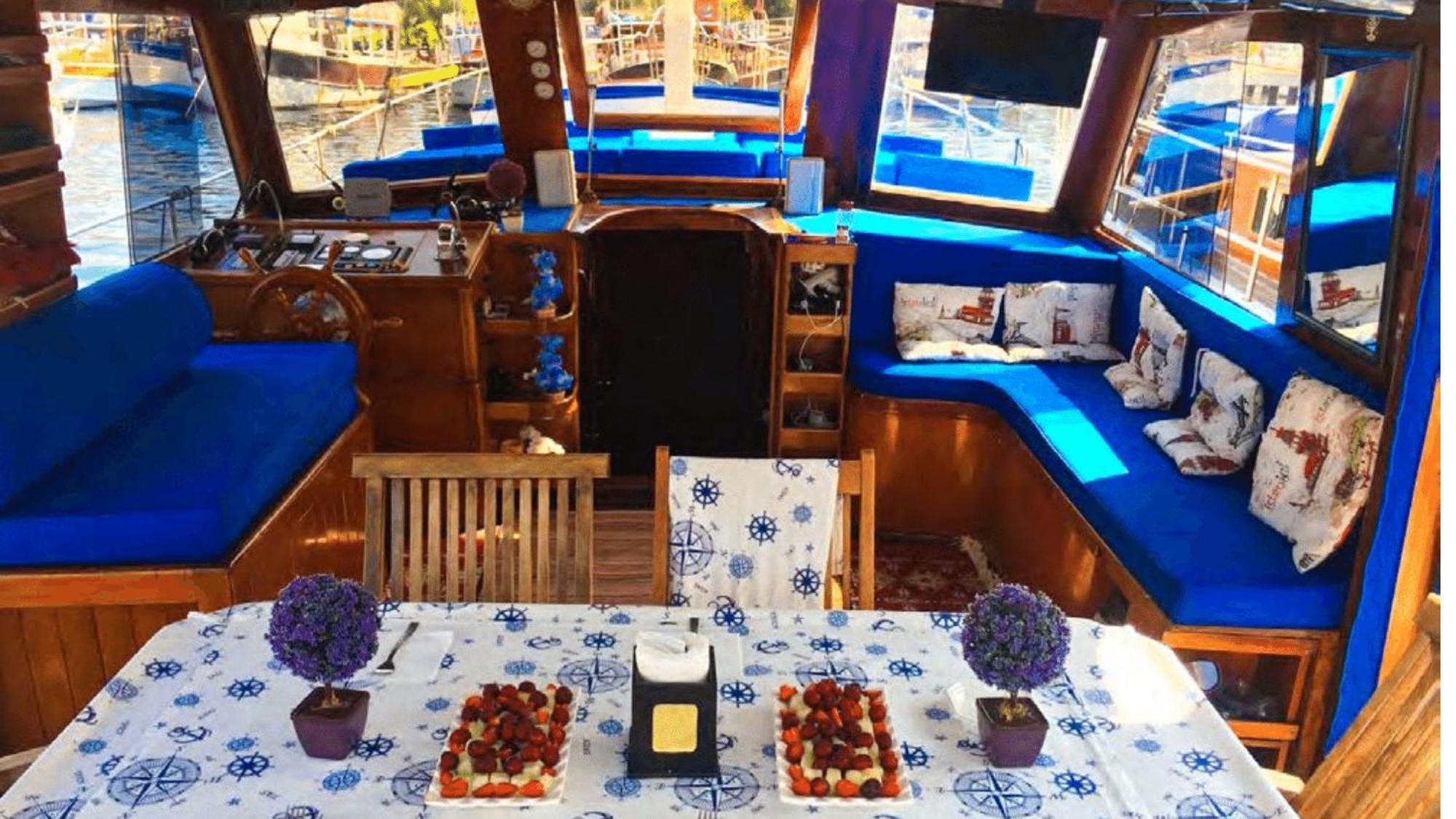 Botel Private Boat Tours -daily -yacht Tours Bodrum
