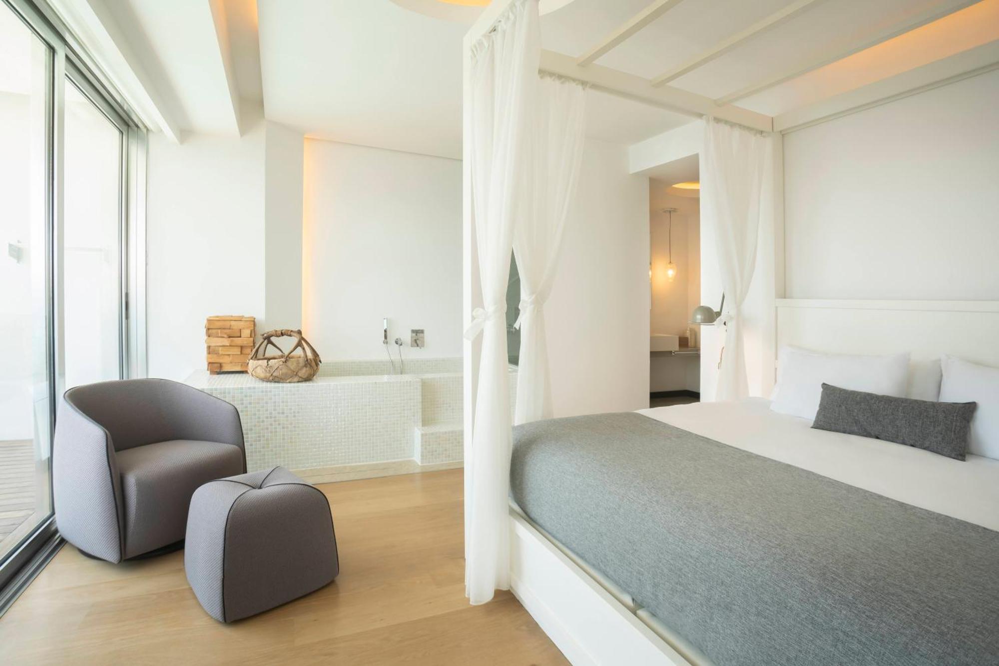Cape Bodrum Luxury & Hotel 5*