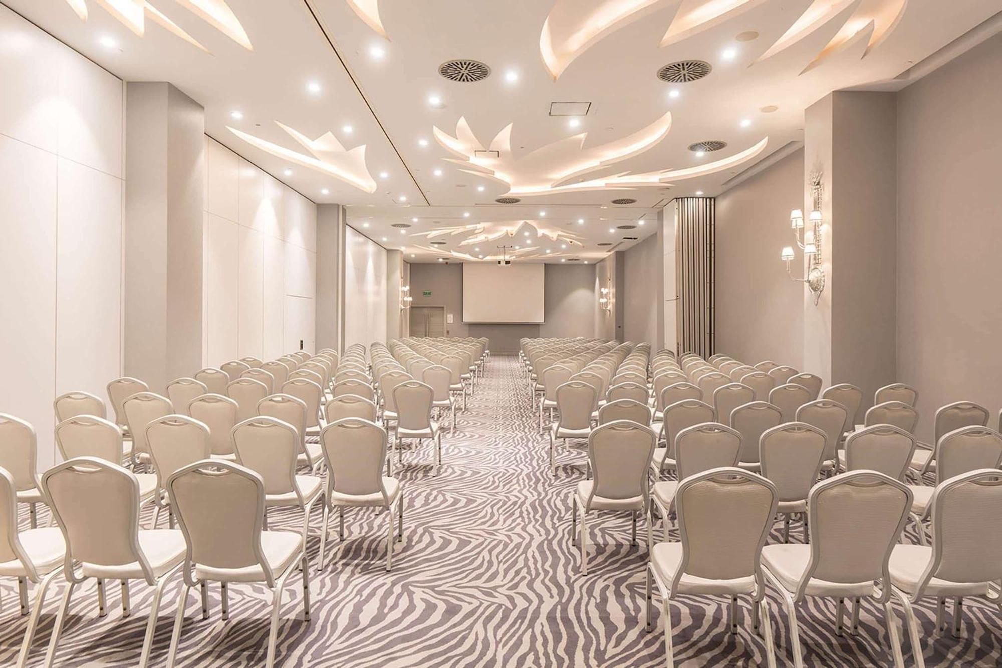 Hotel Wyndham Grand Kalamis Marina Istanbul