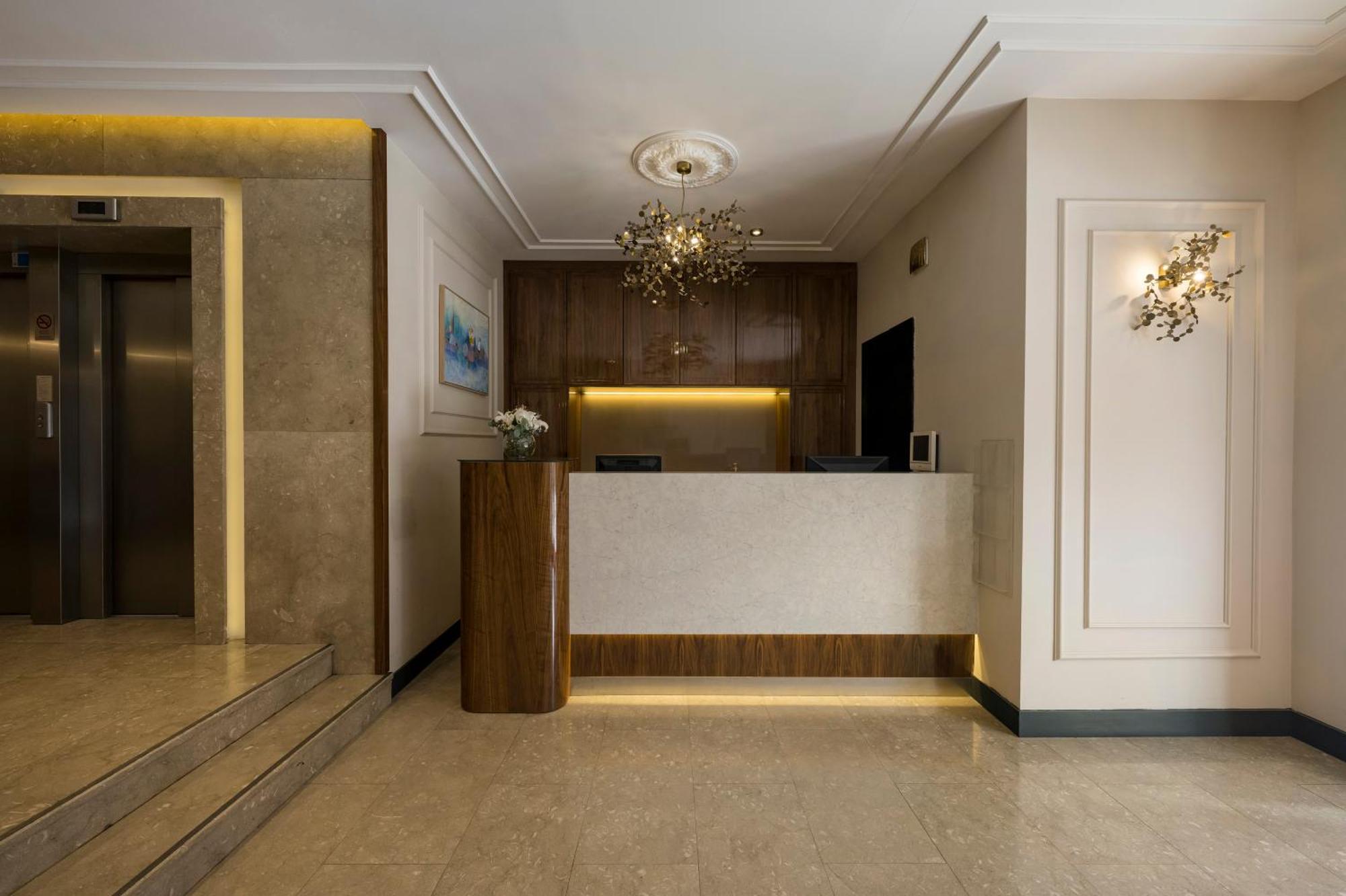 Continental Hotel Pera 4*
