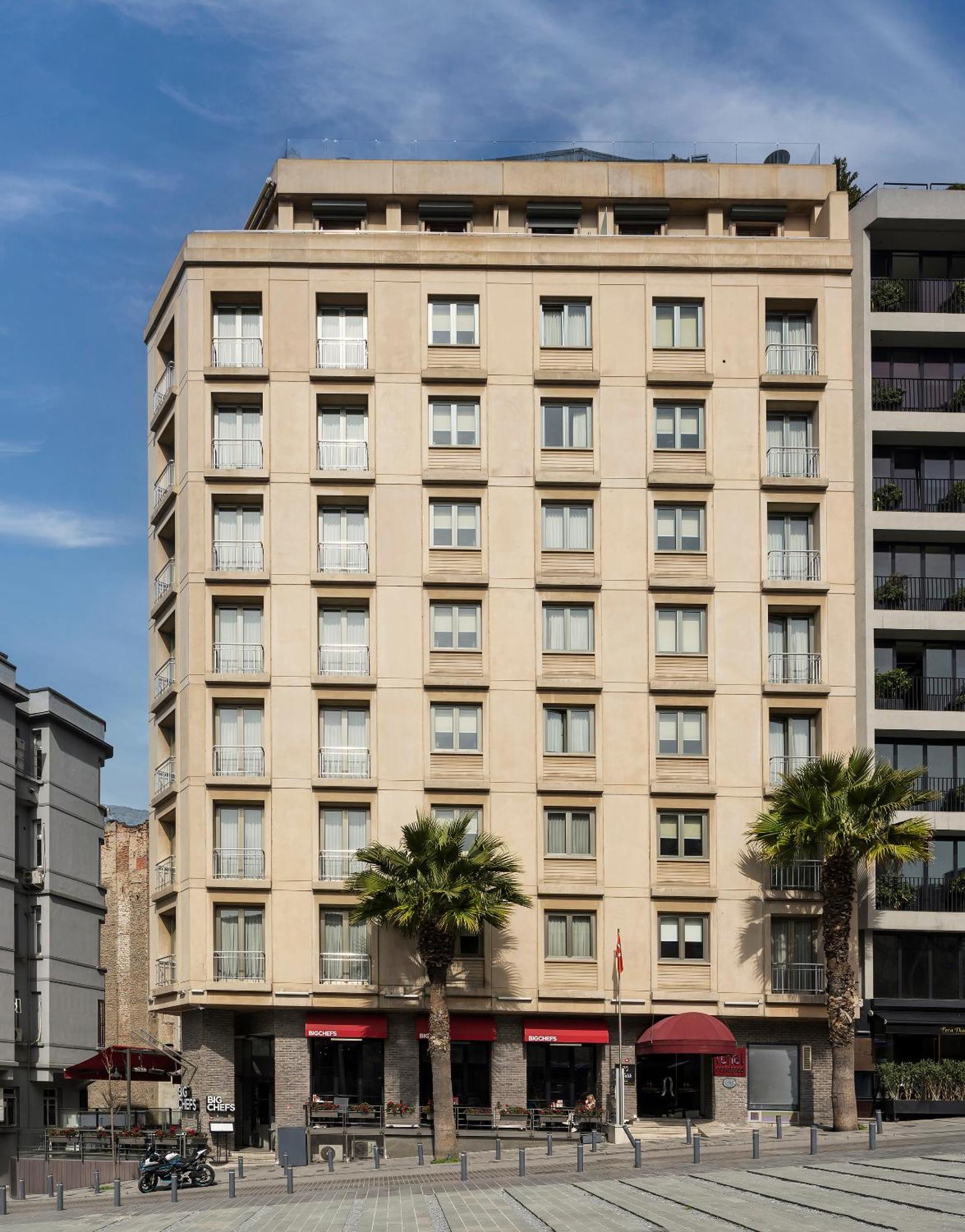 Continental Hotel Pera Hotel 4*