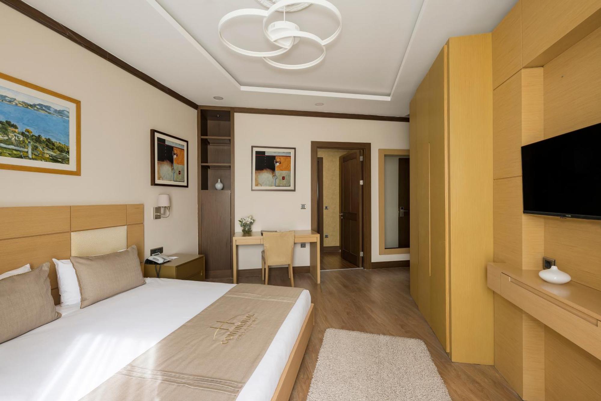 Hotel Continental Hotel Pera 4*