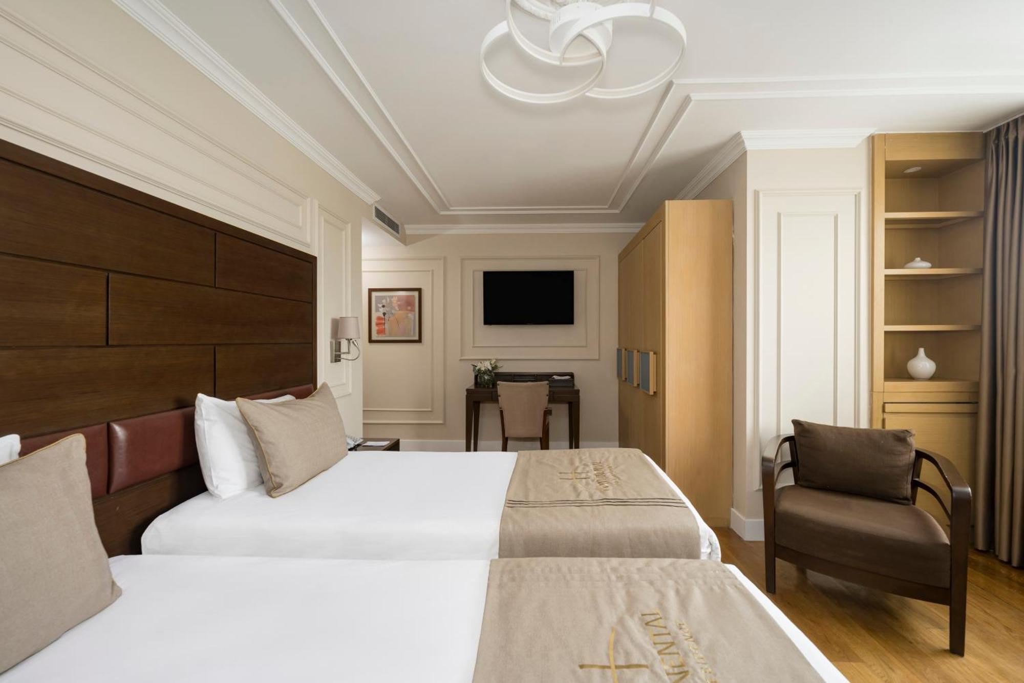 Hotel Continental Hotel Pera 4*