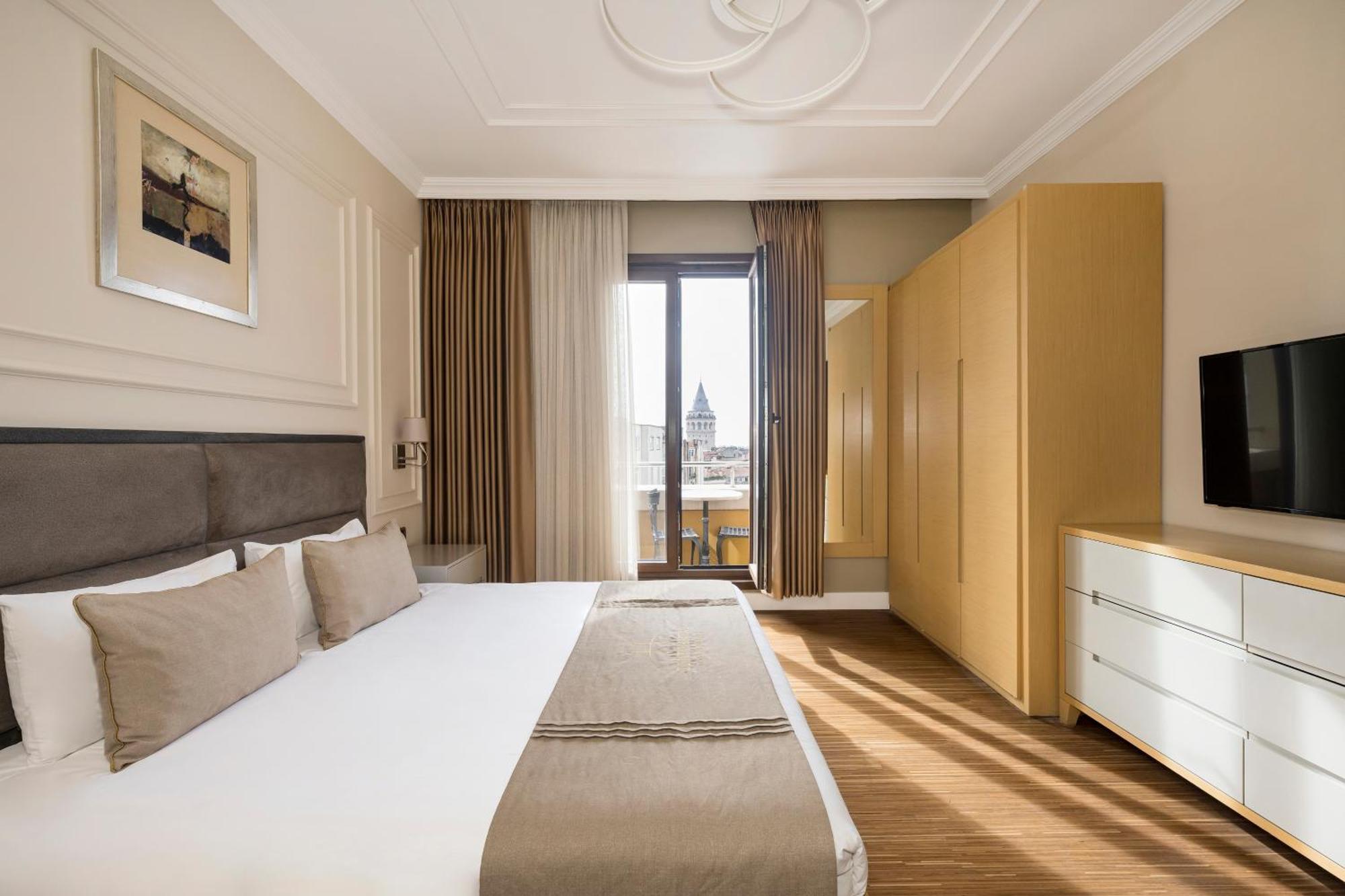 Continental Hotel Pera Hotel 4*