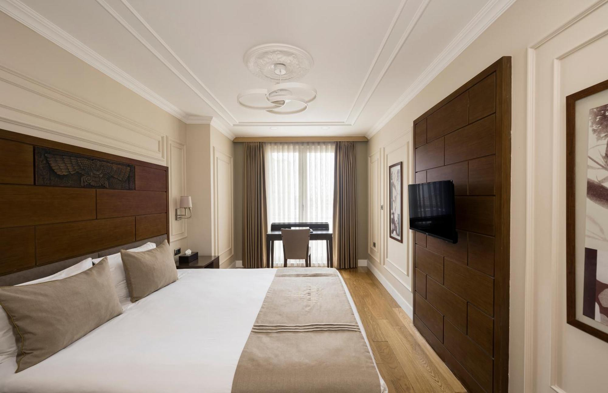 Hotel Continental Hotel Pera 4*