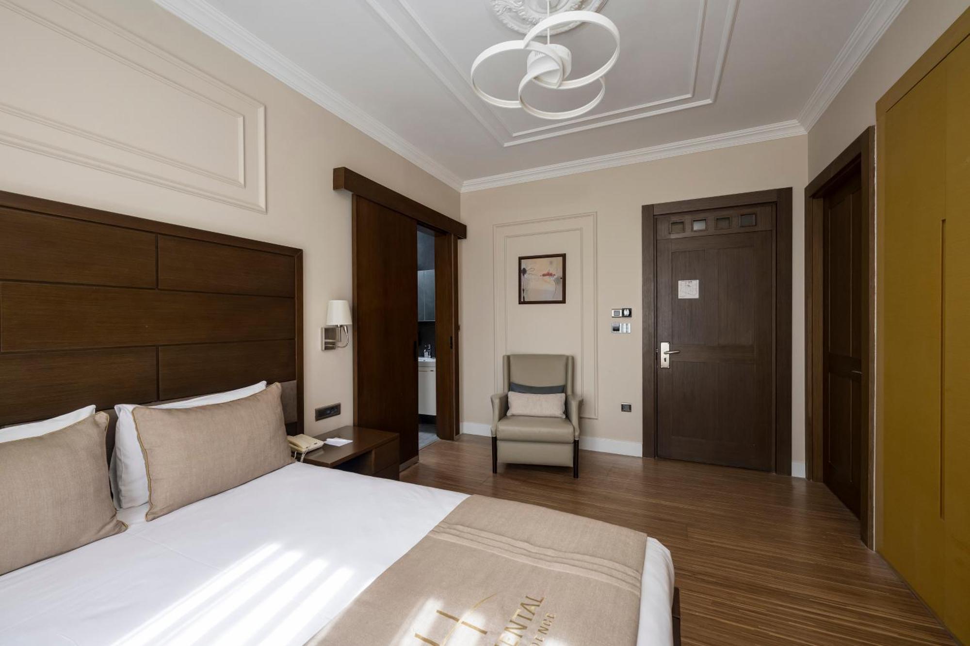 Continental Hotel Pera Hotel 4*