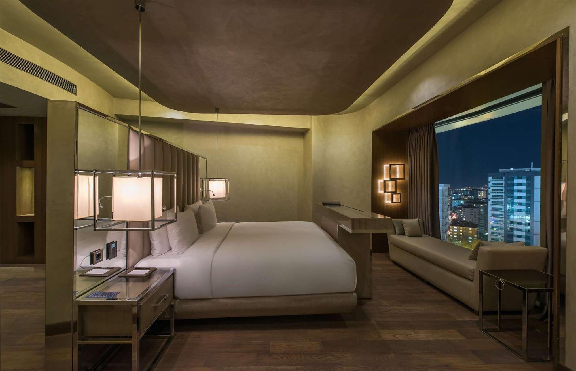 Hotel Hilton Kozyatagi 5*