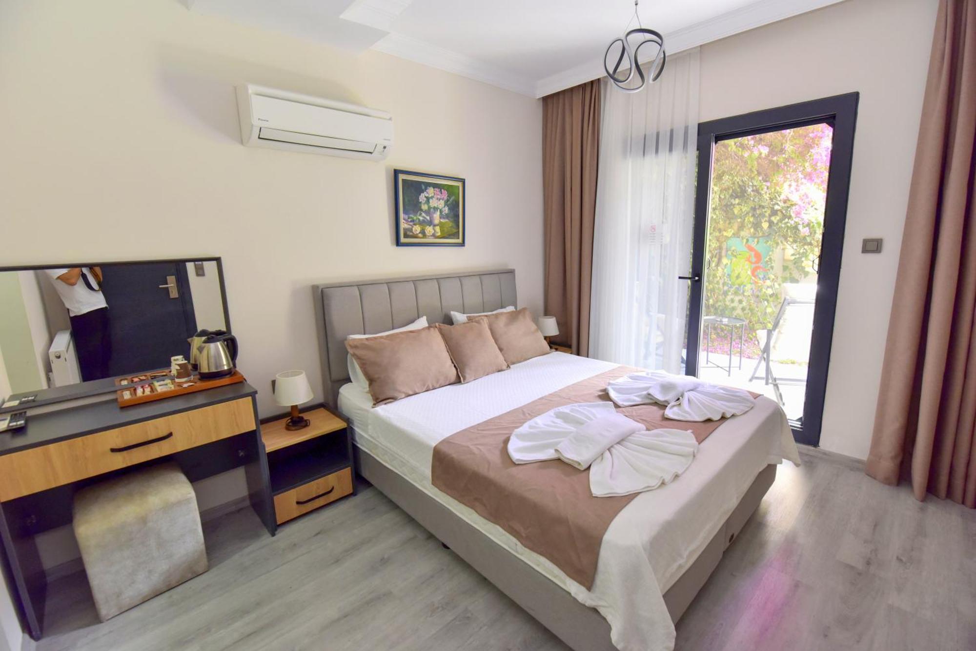 Hotel Royalis Boutique 3*