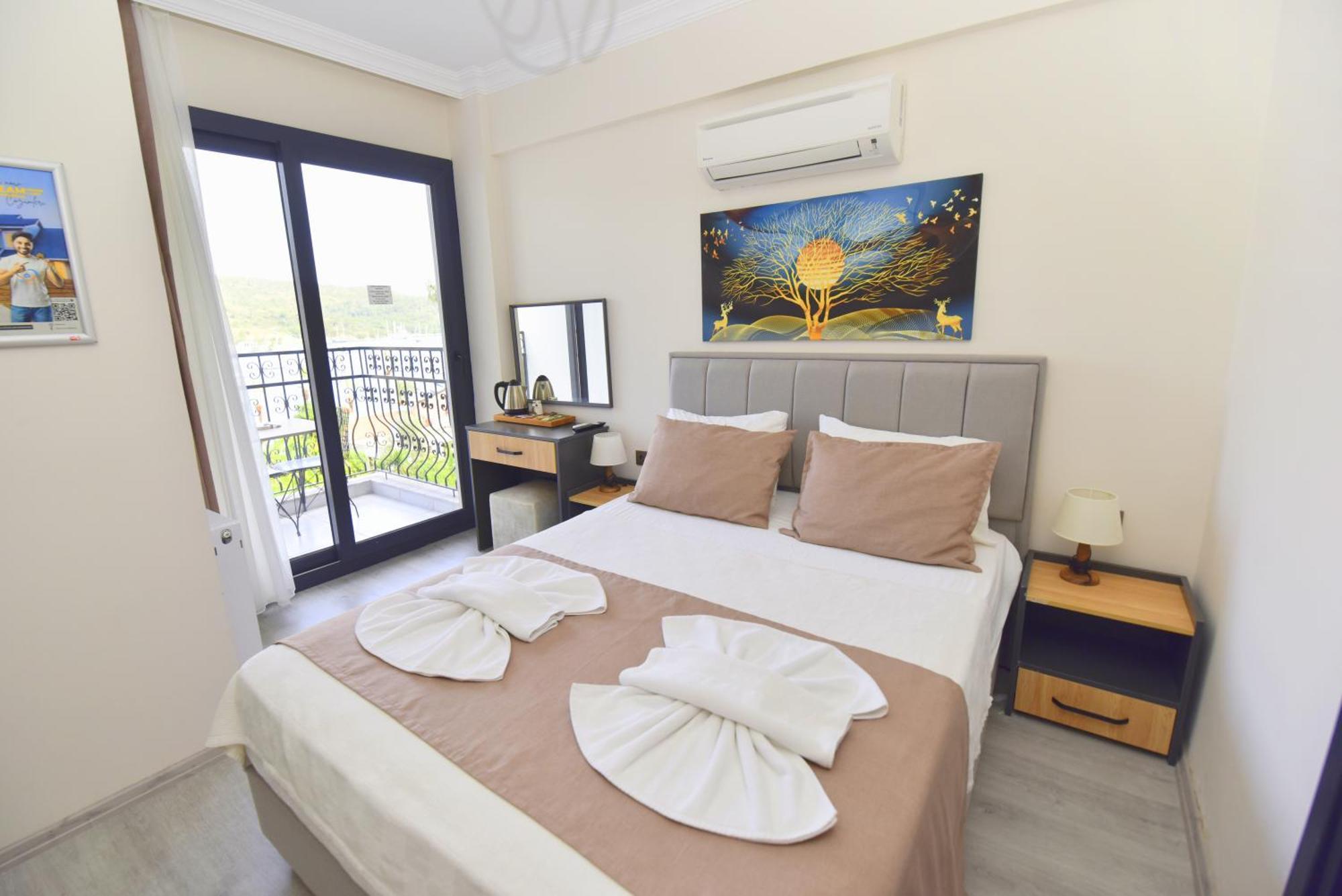 Royalis Boutique 3*