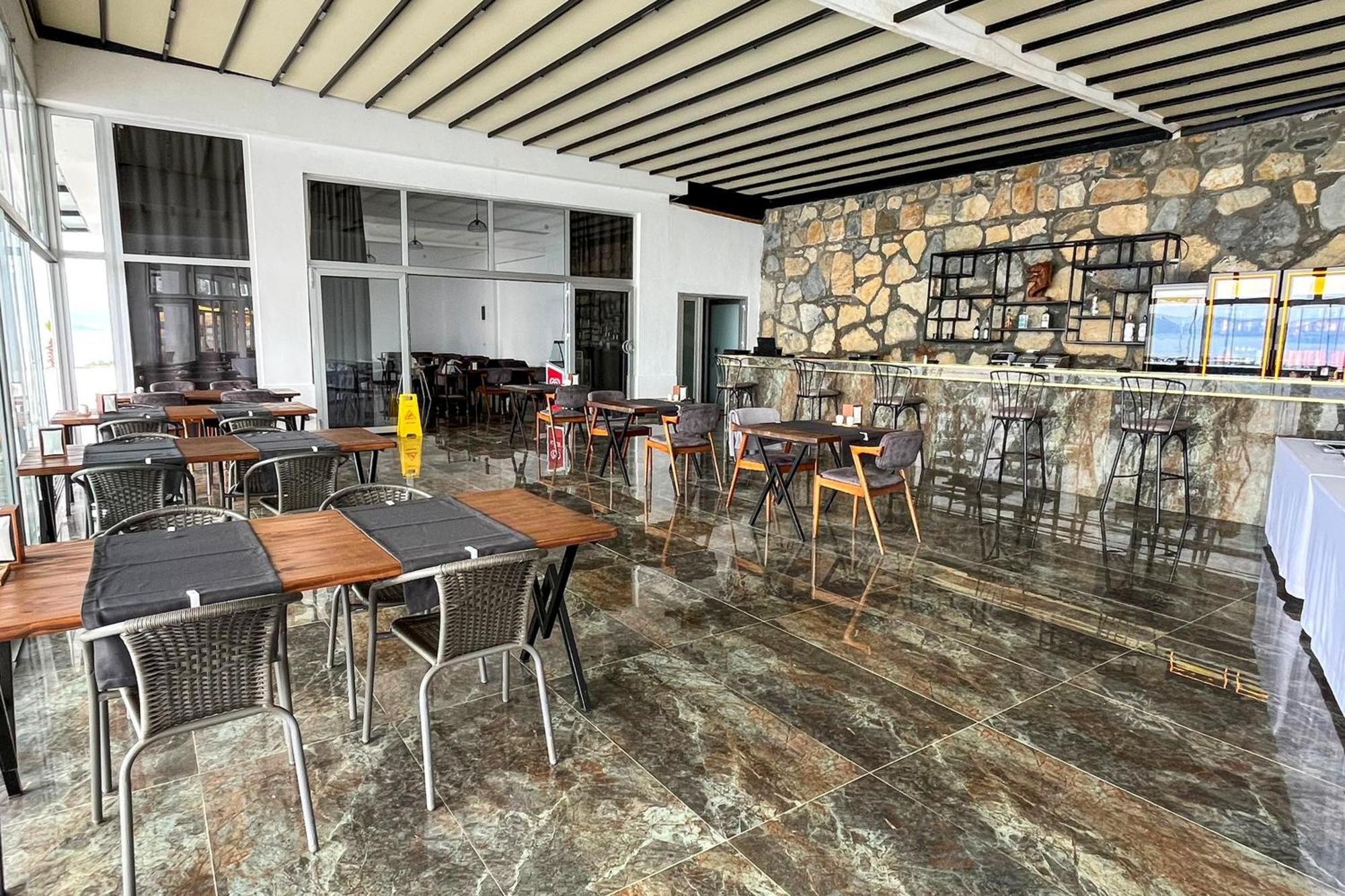 Ni Marin Hotel 5*