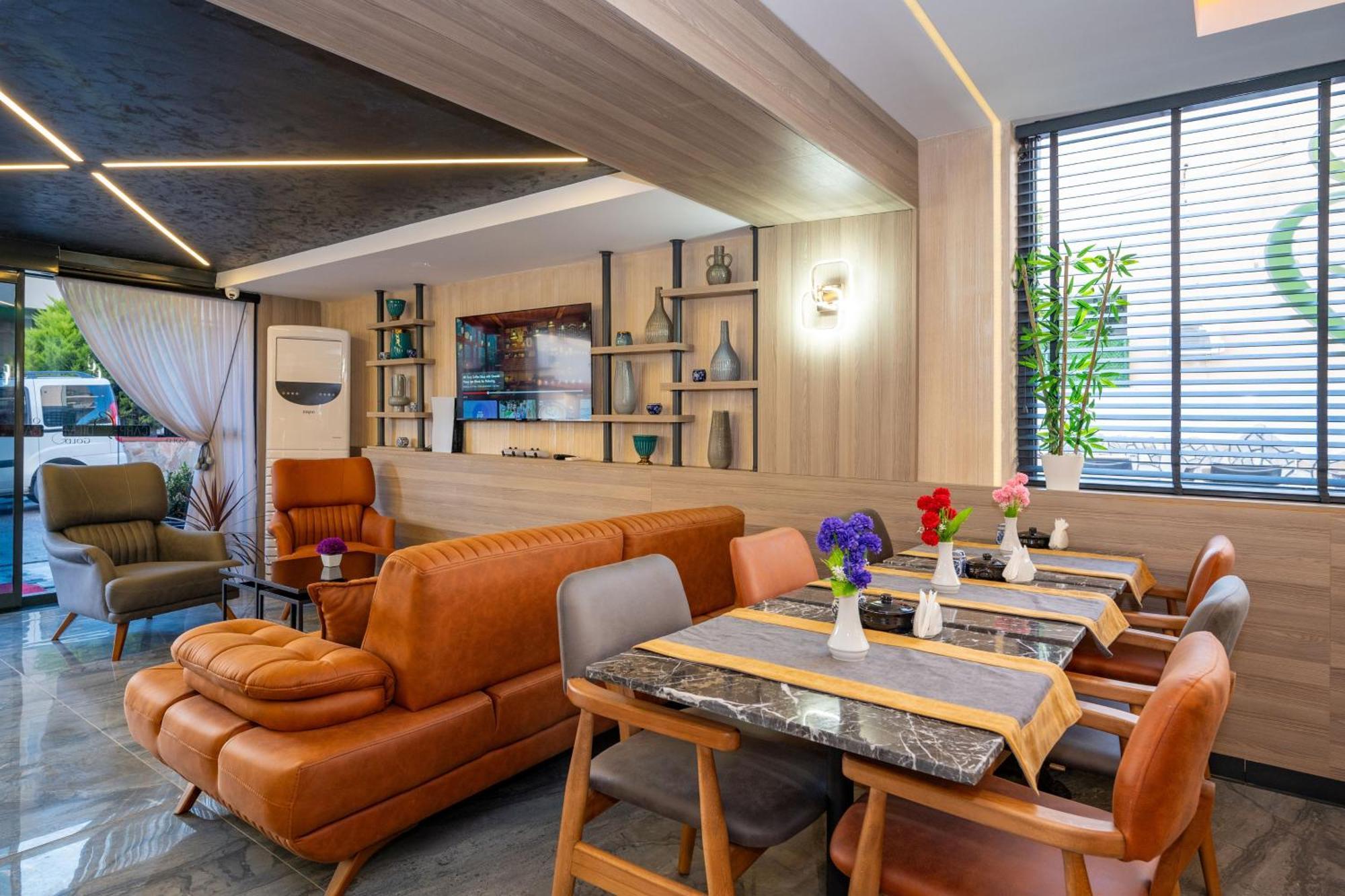 Carpediem Gold Hotel 3*