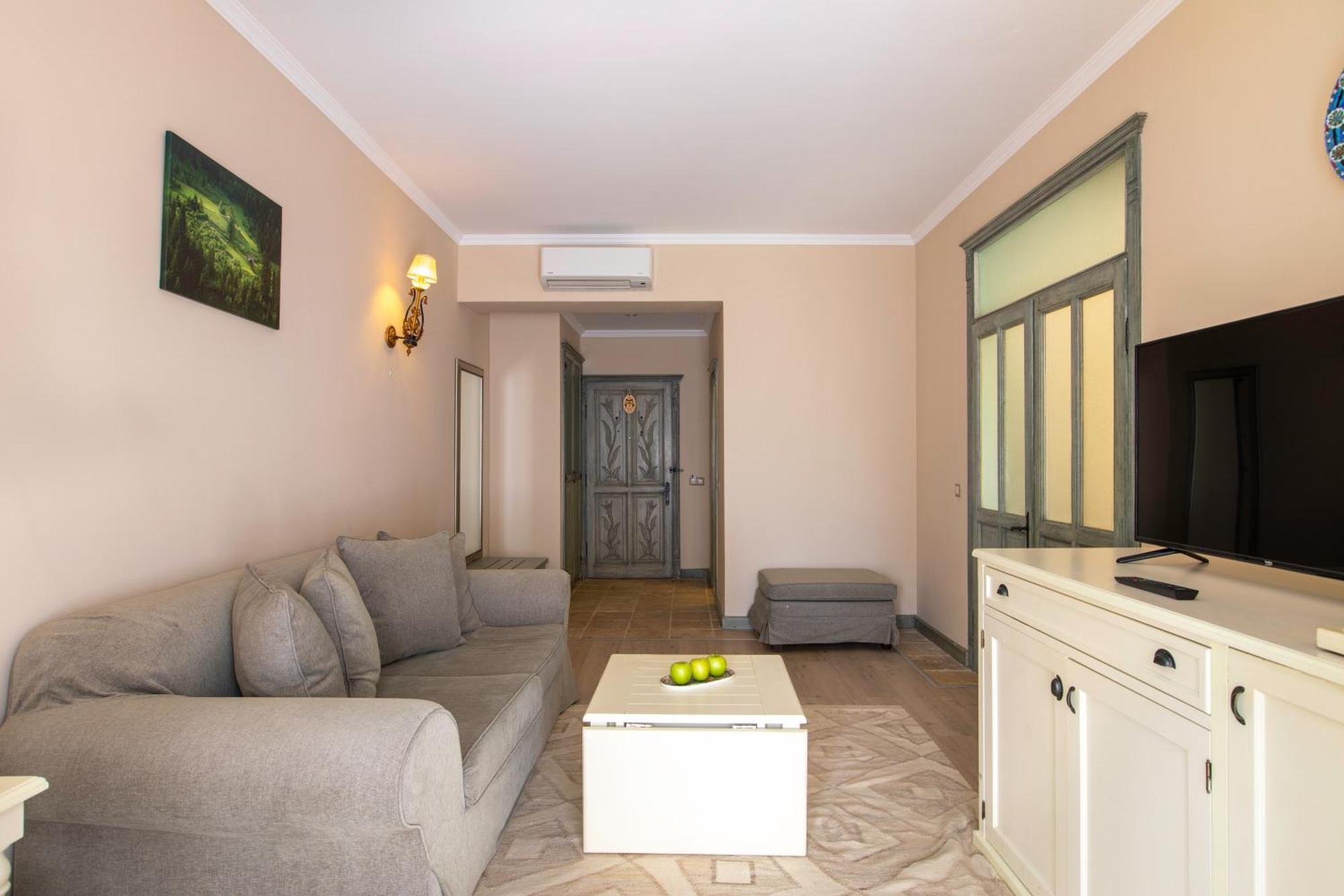 Alacati Beach Resort Hotel