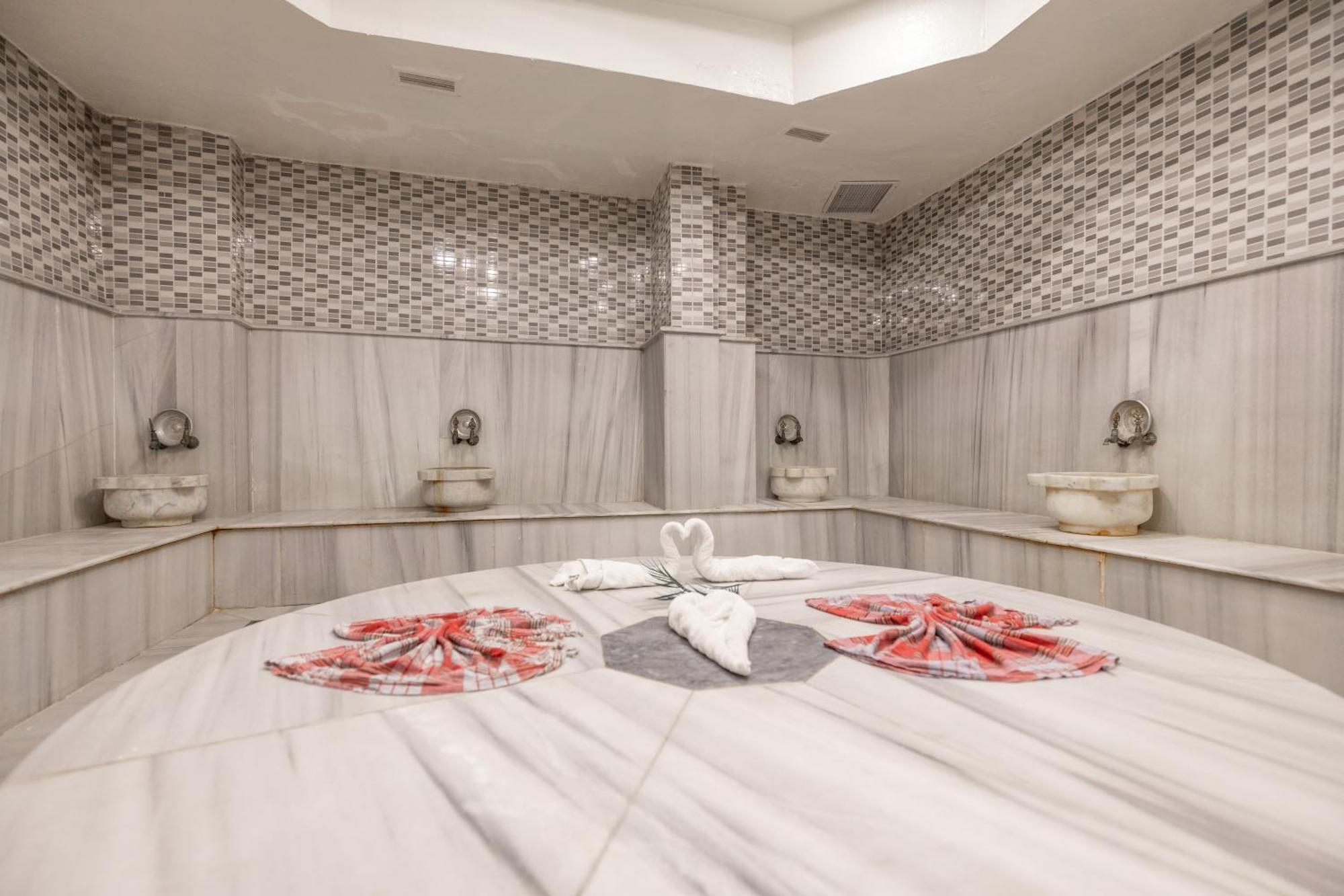 Hotel Halic Park