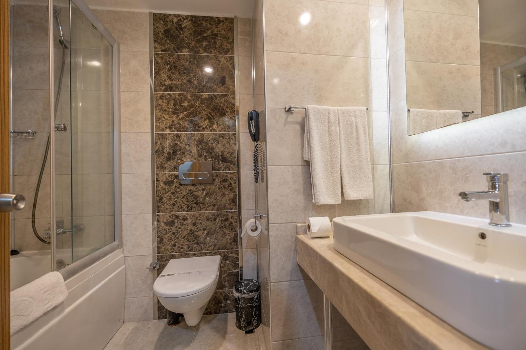 Hotel Halic Park 5*