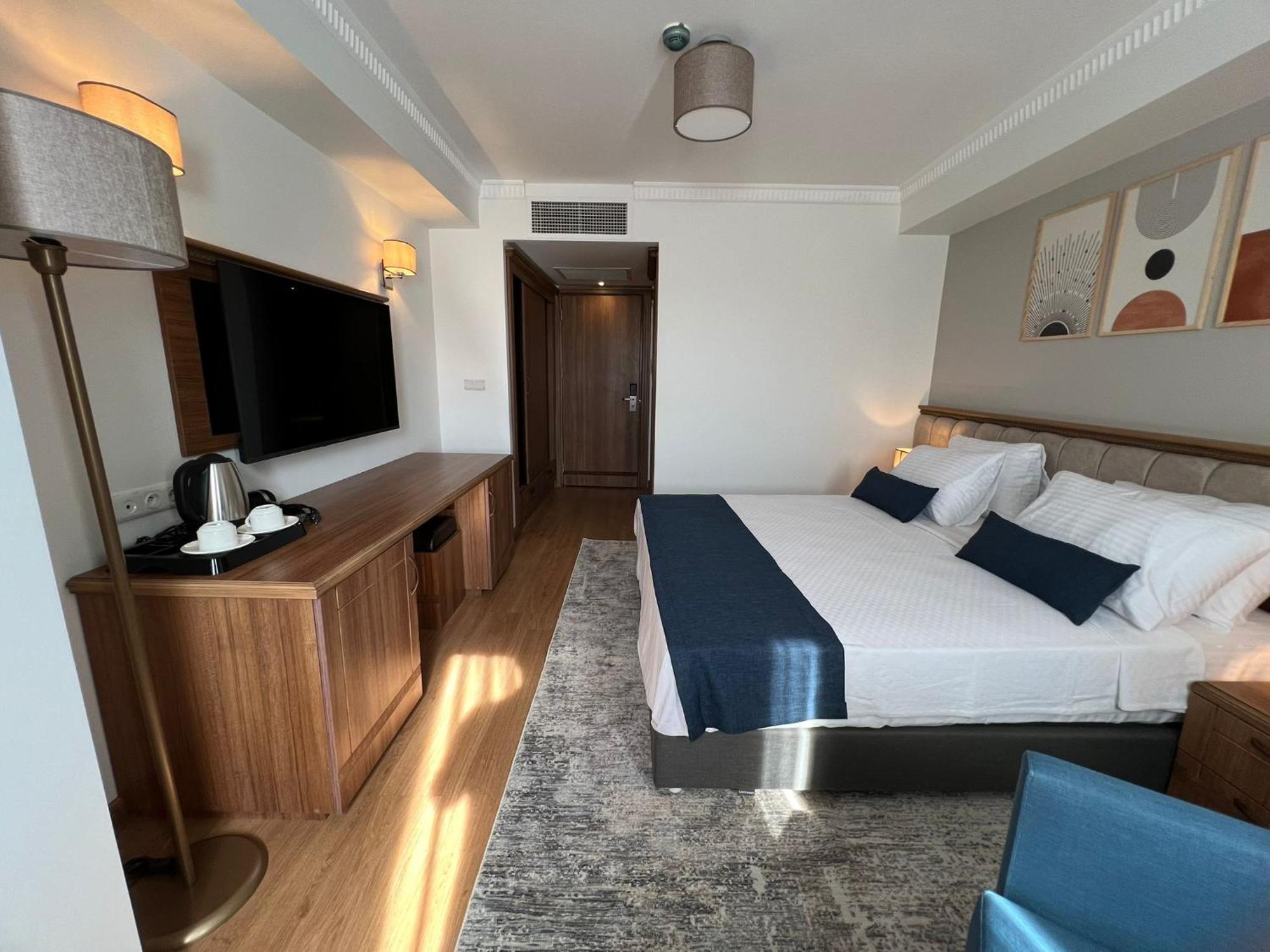 Hotel Istanblu Hotel&spa 4*