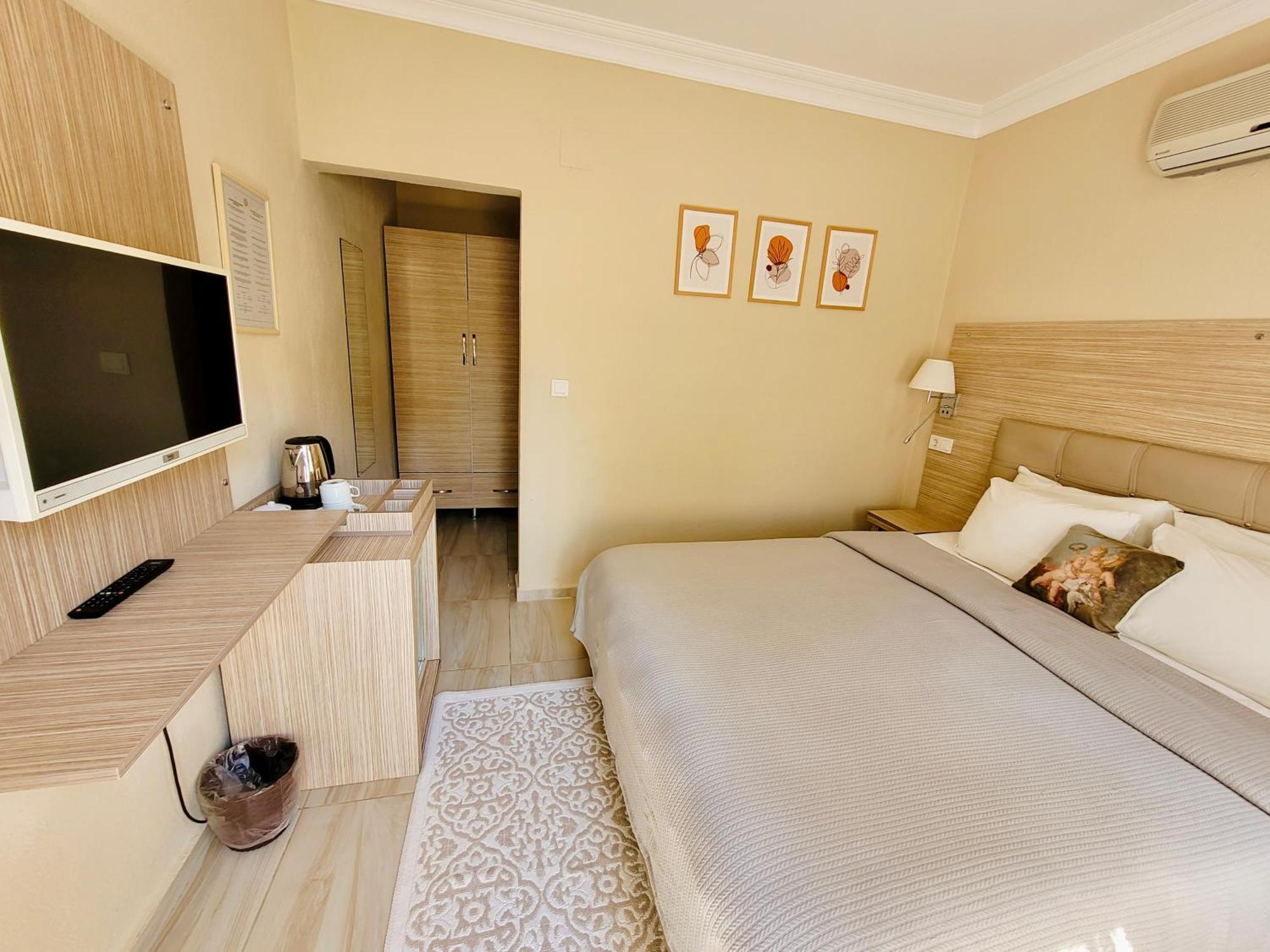 Arp Hotel