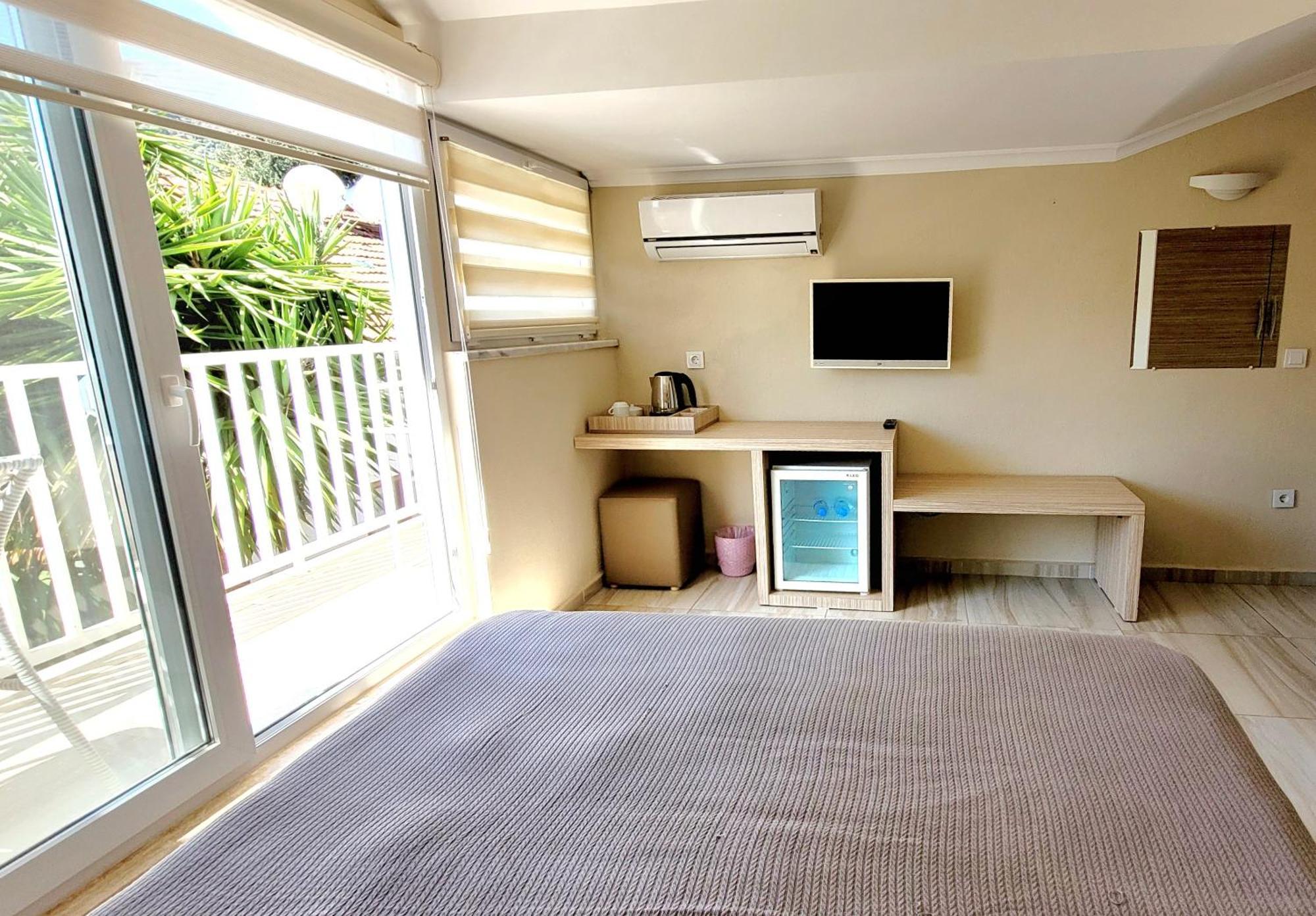 Arp Hotel 2*