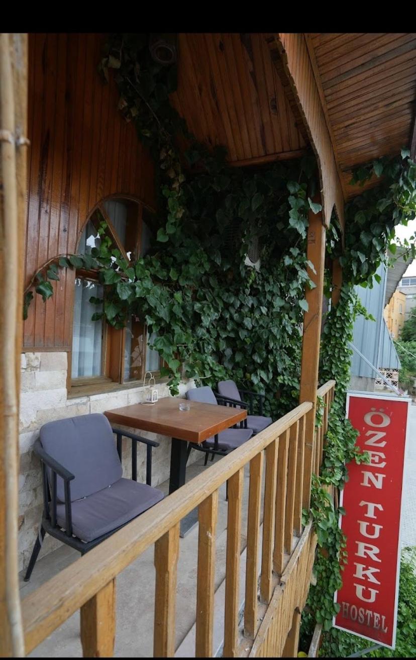 Ozenturku Hotel
