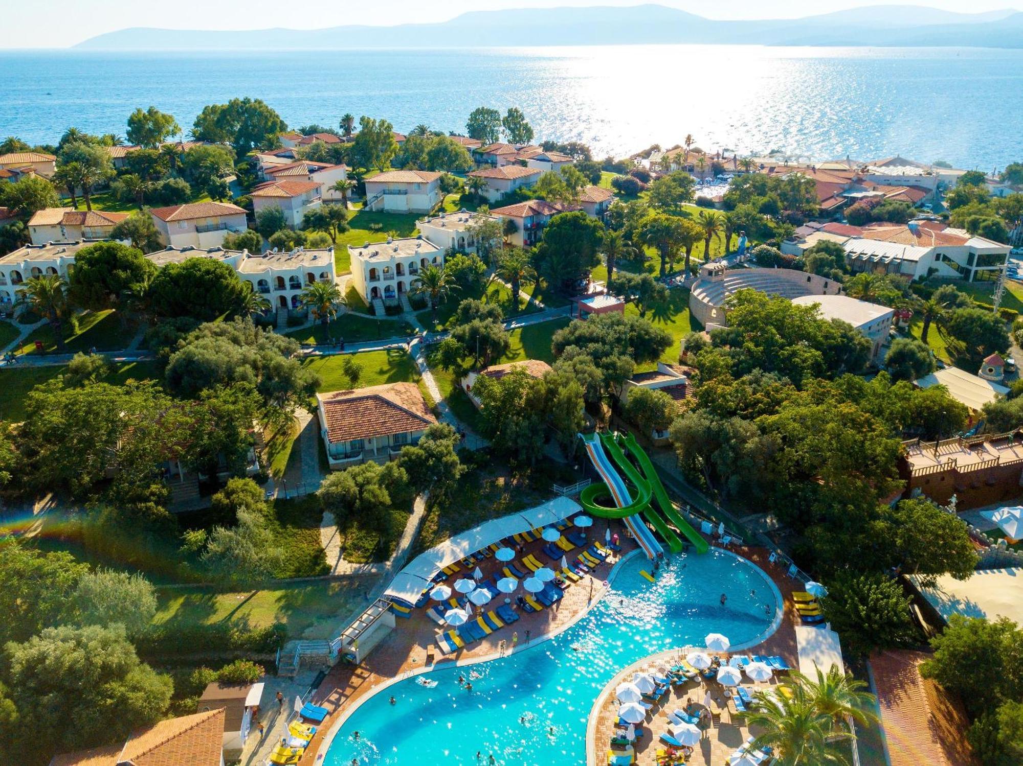Club Atlantis Hotel