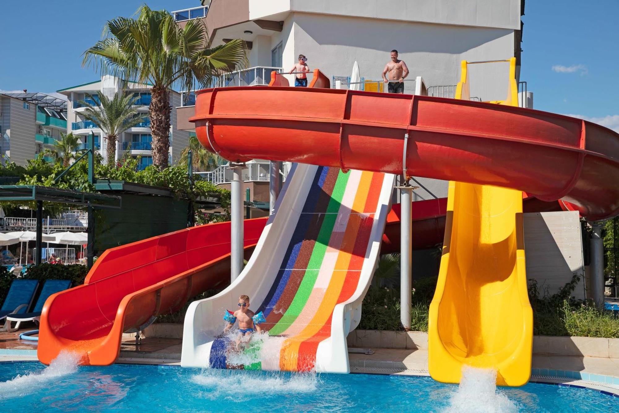 Galeri Resort Okurcalar