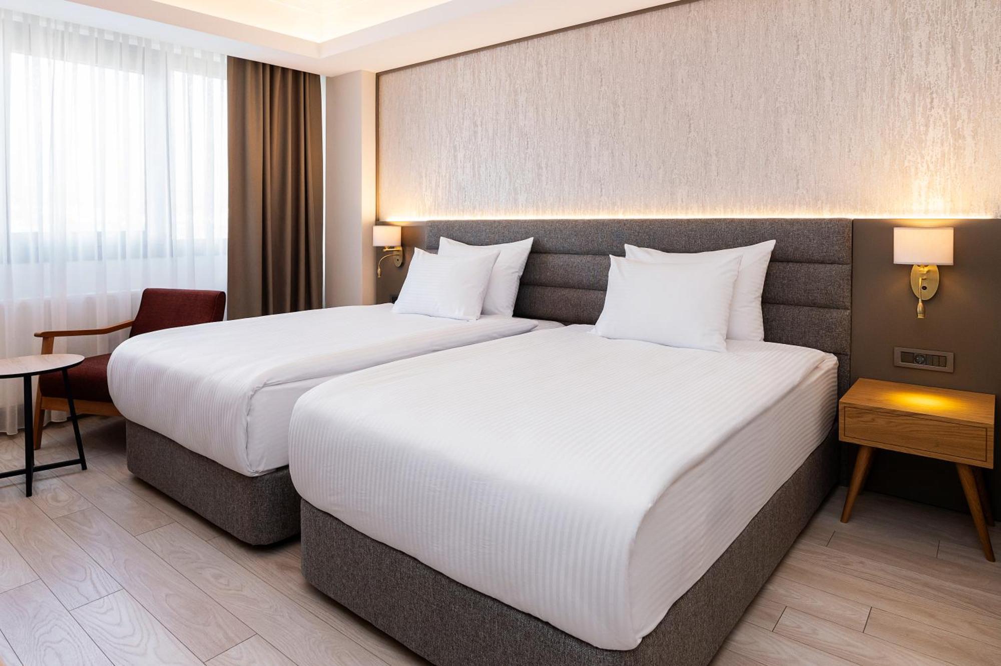 The Emporia 5*
