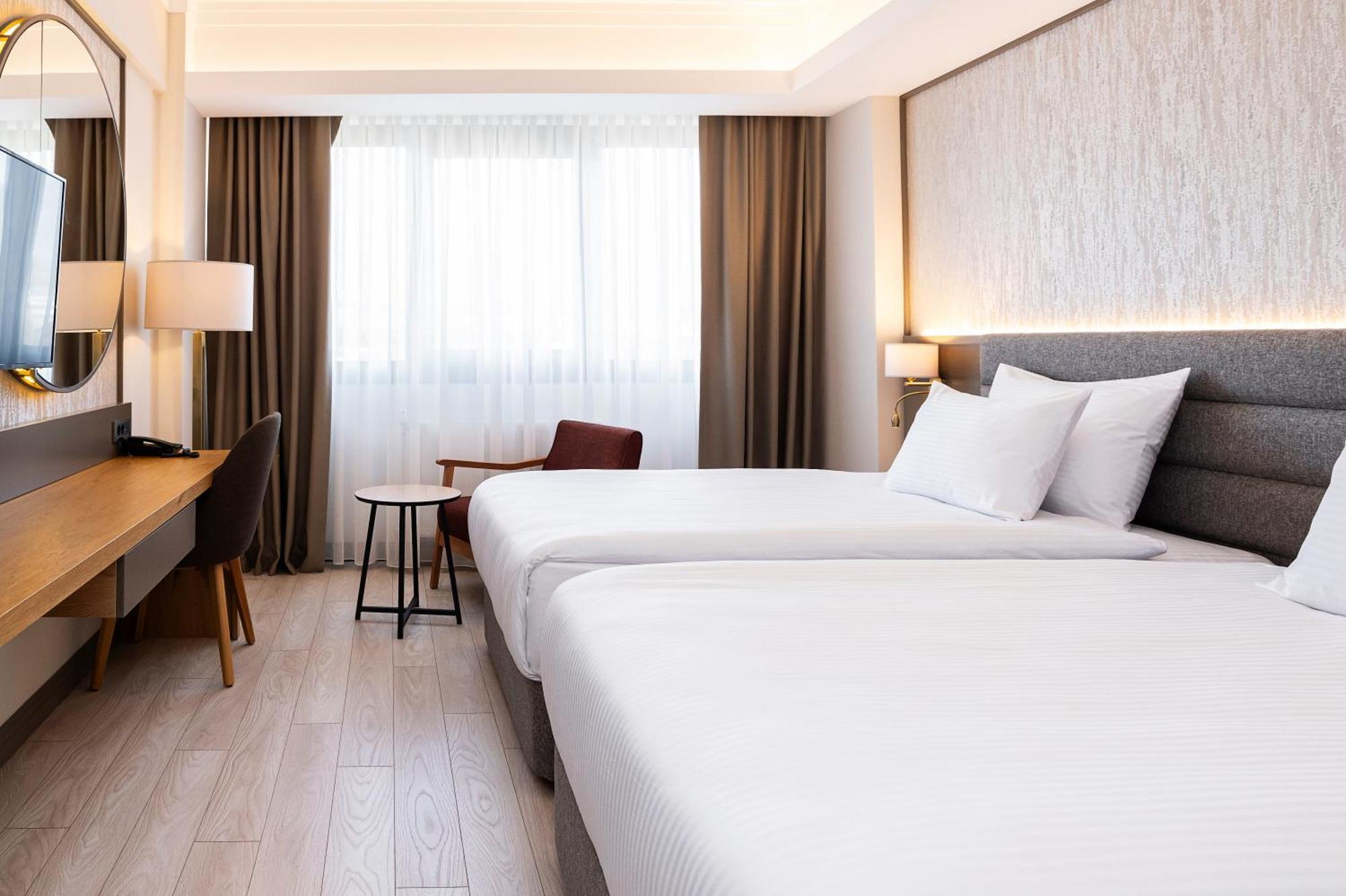 The Emporia 5*