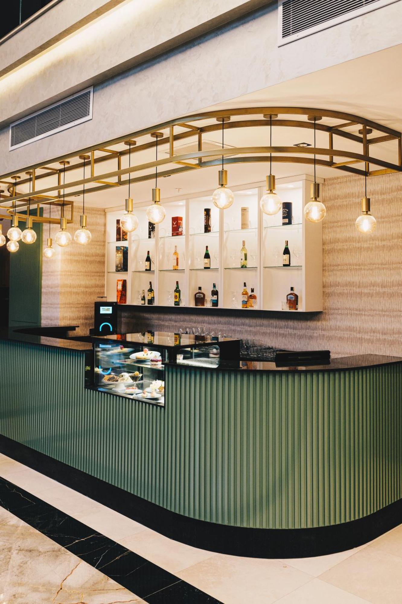 The Emporia 5*