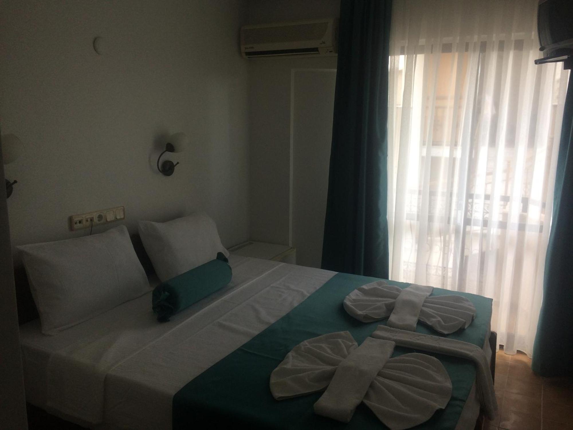 Hbs Hotel