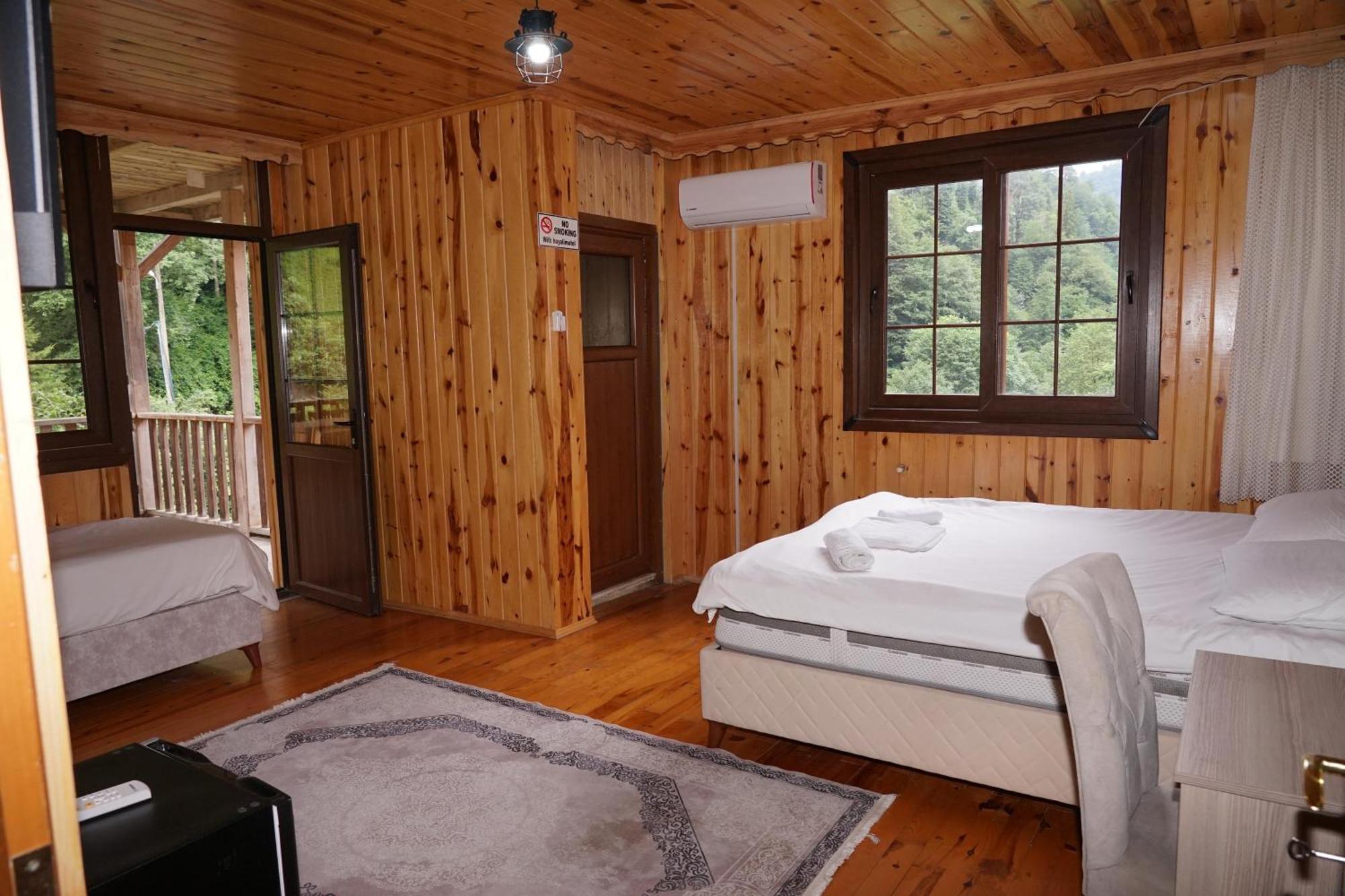 Bed & Breakfast Hayalimotelcafe