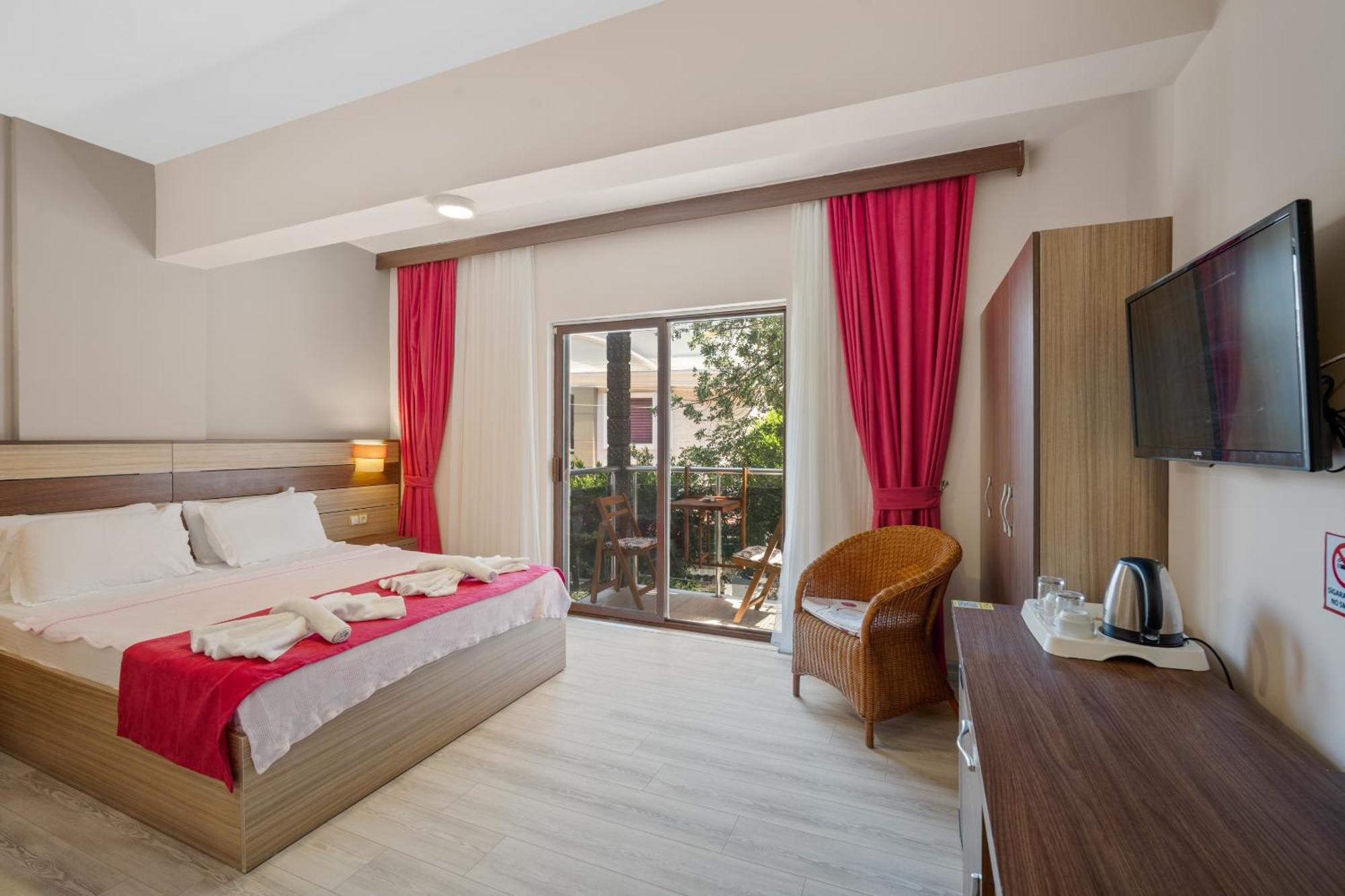 Hotel Eden Pyara Turunc