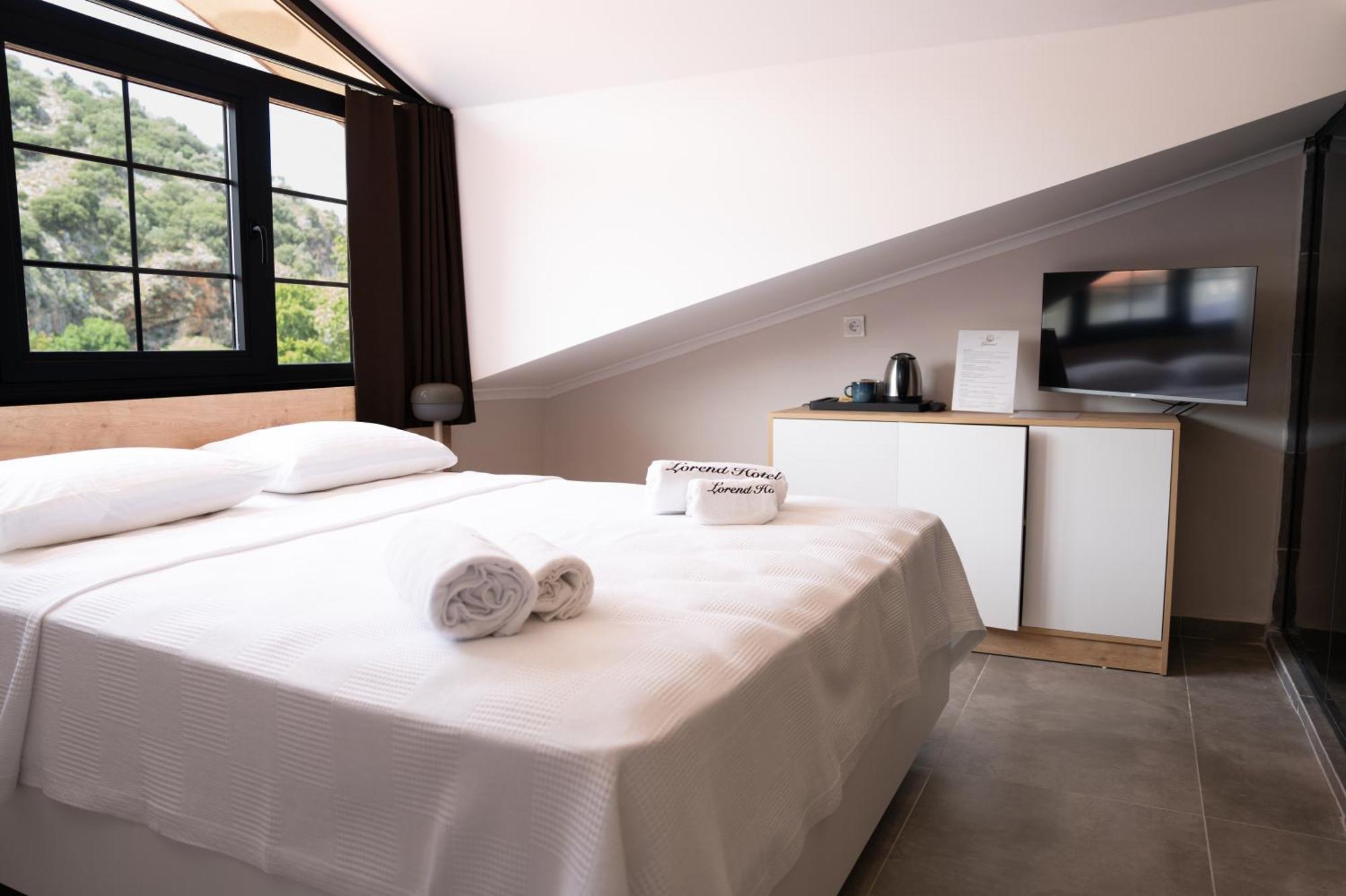 Lorend Hotel *