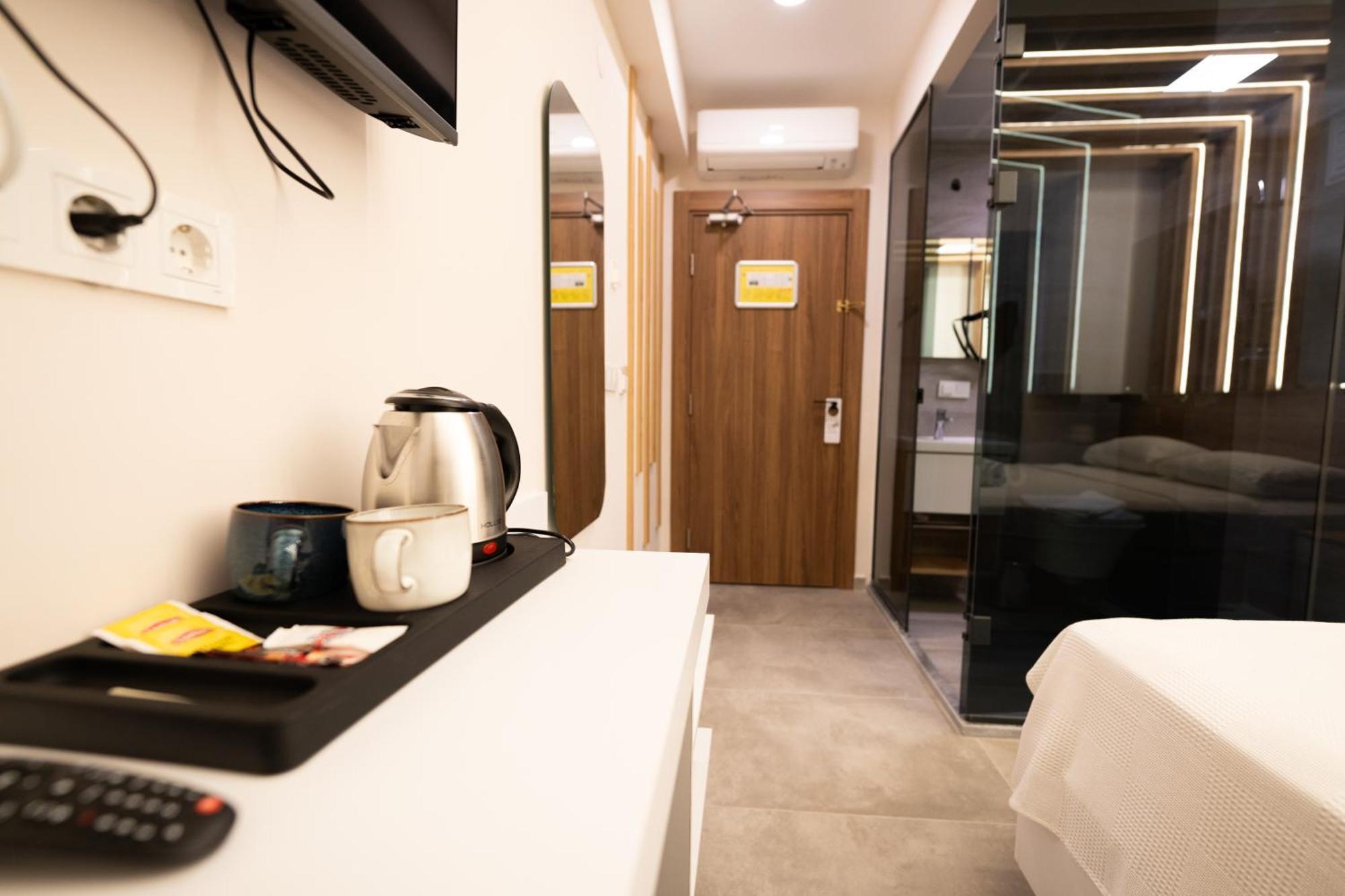 Lorend Hotel *