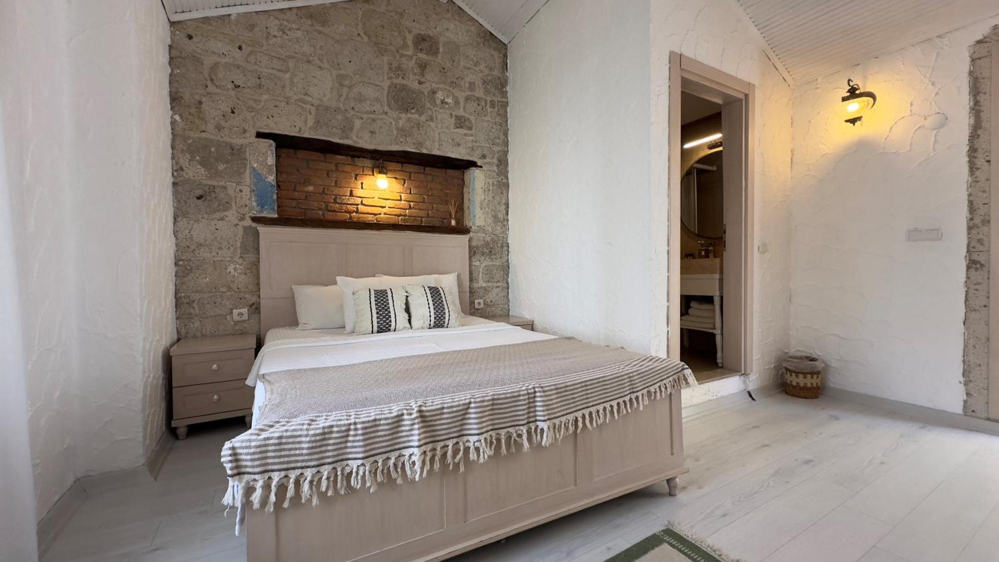 Aliko Hotel