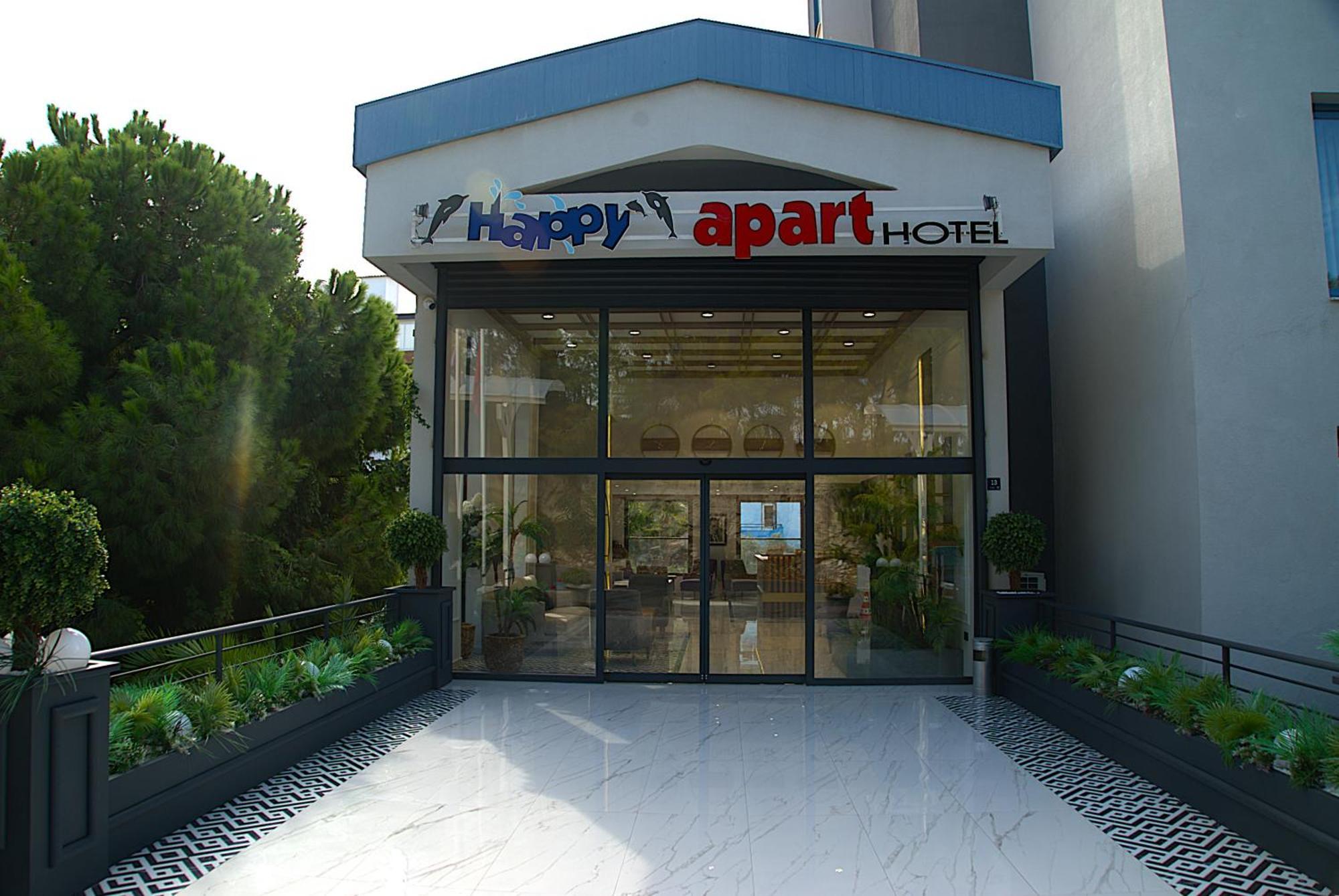 Happy Aparthotel 3*