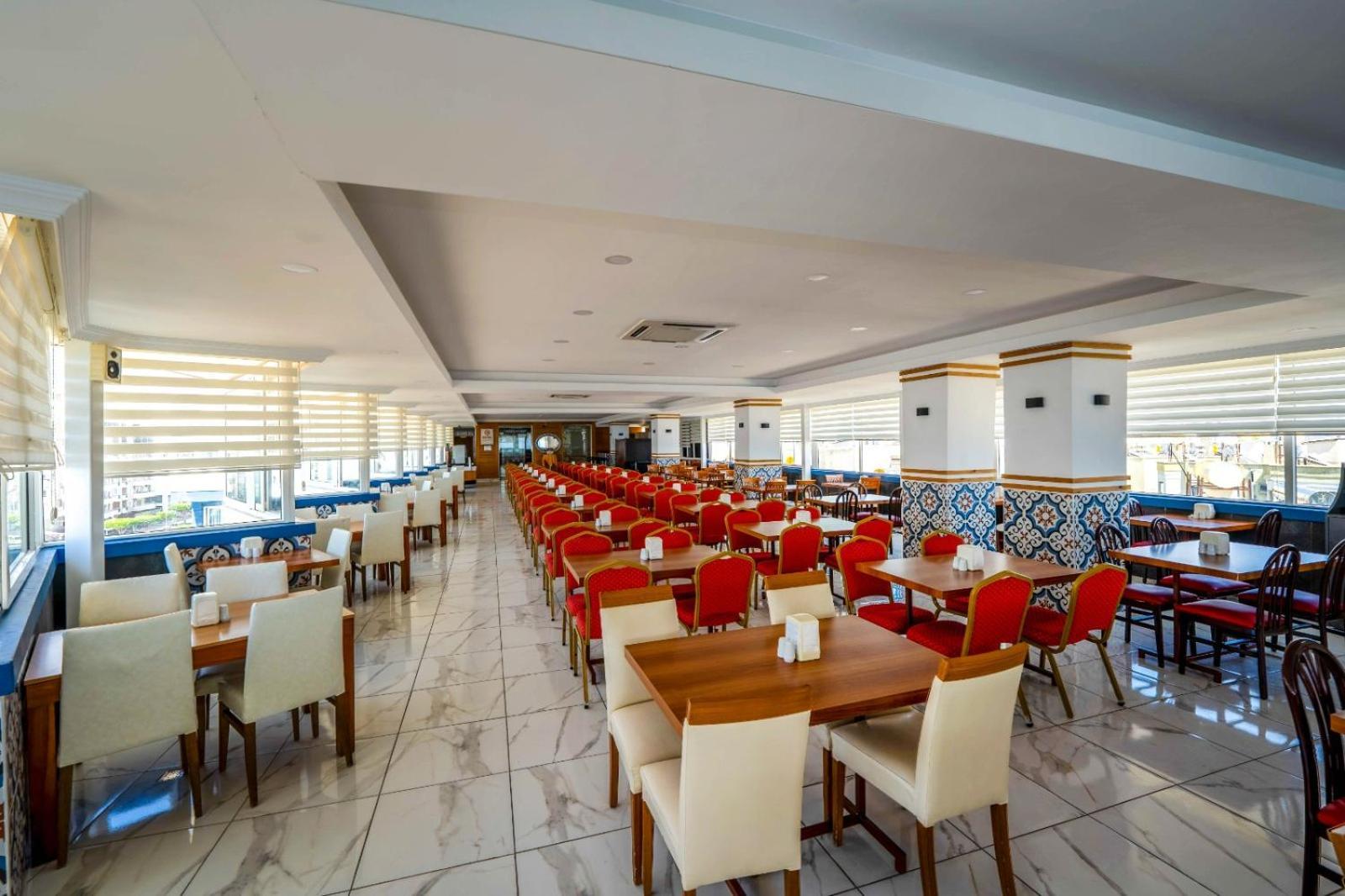 Galaxy Alanya 4*