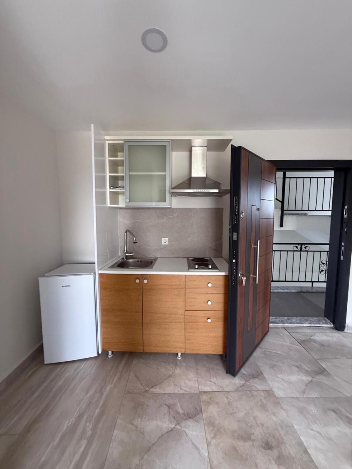 Apartment Cnr Homes