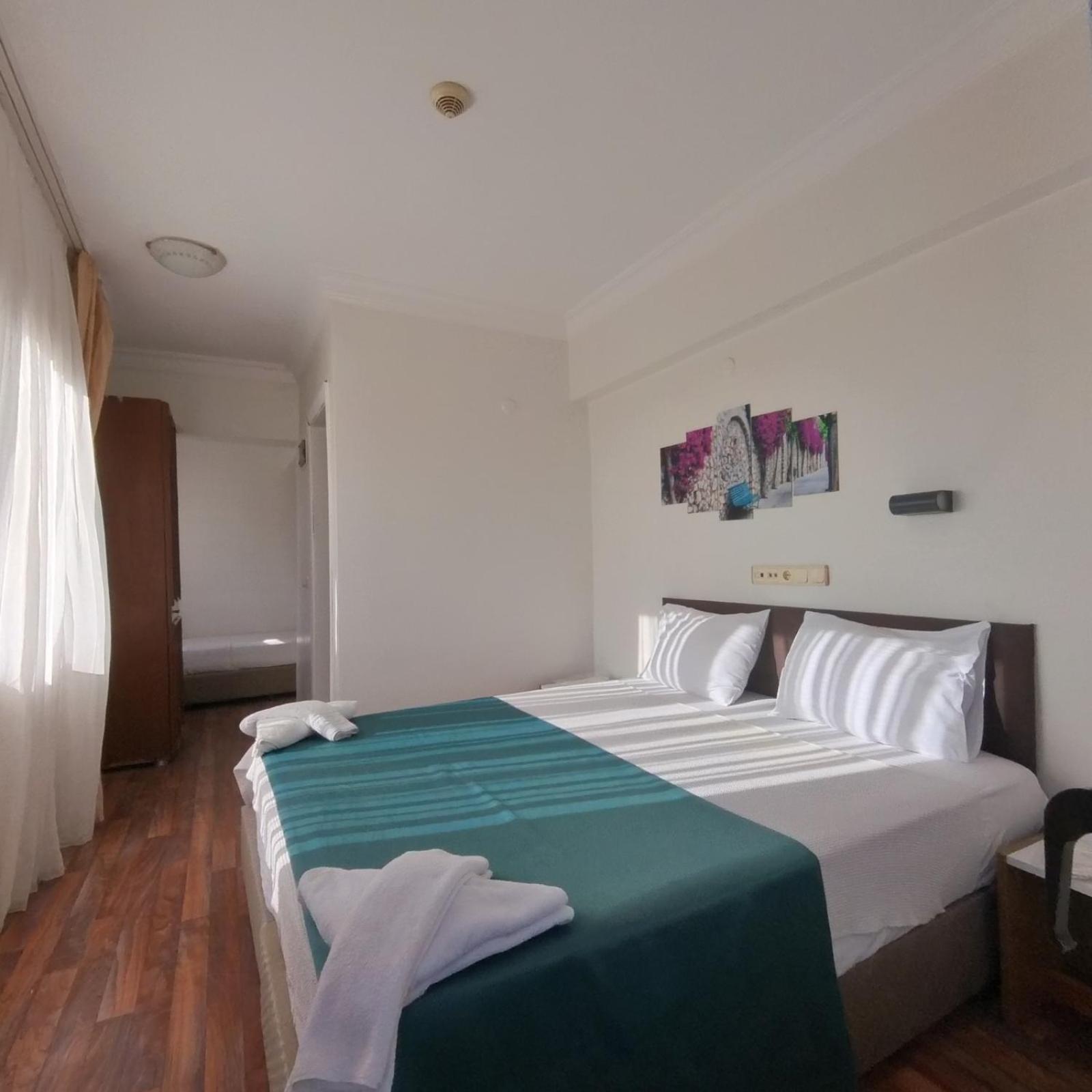 Hbs Hotel