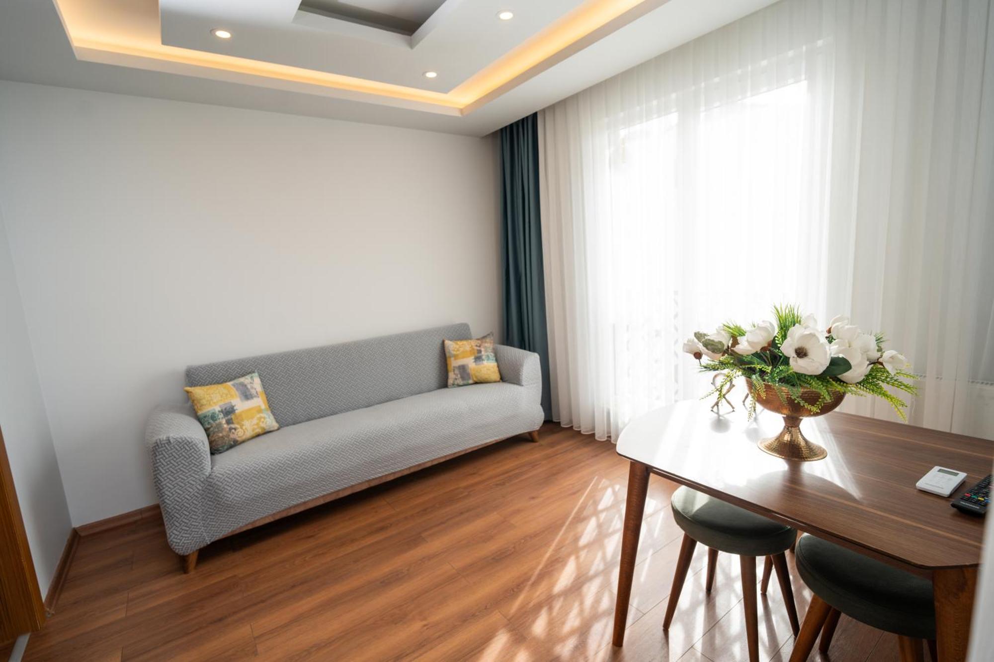 Yusra Aparthotel