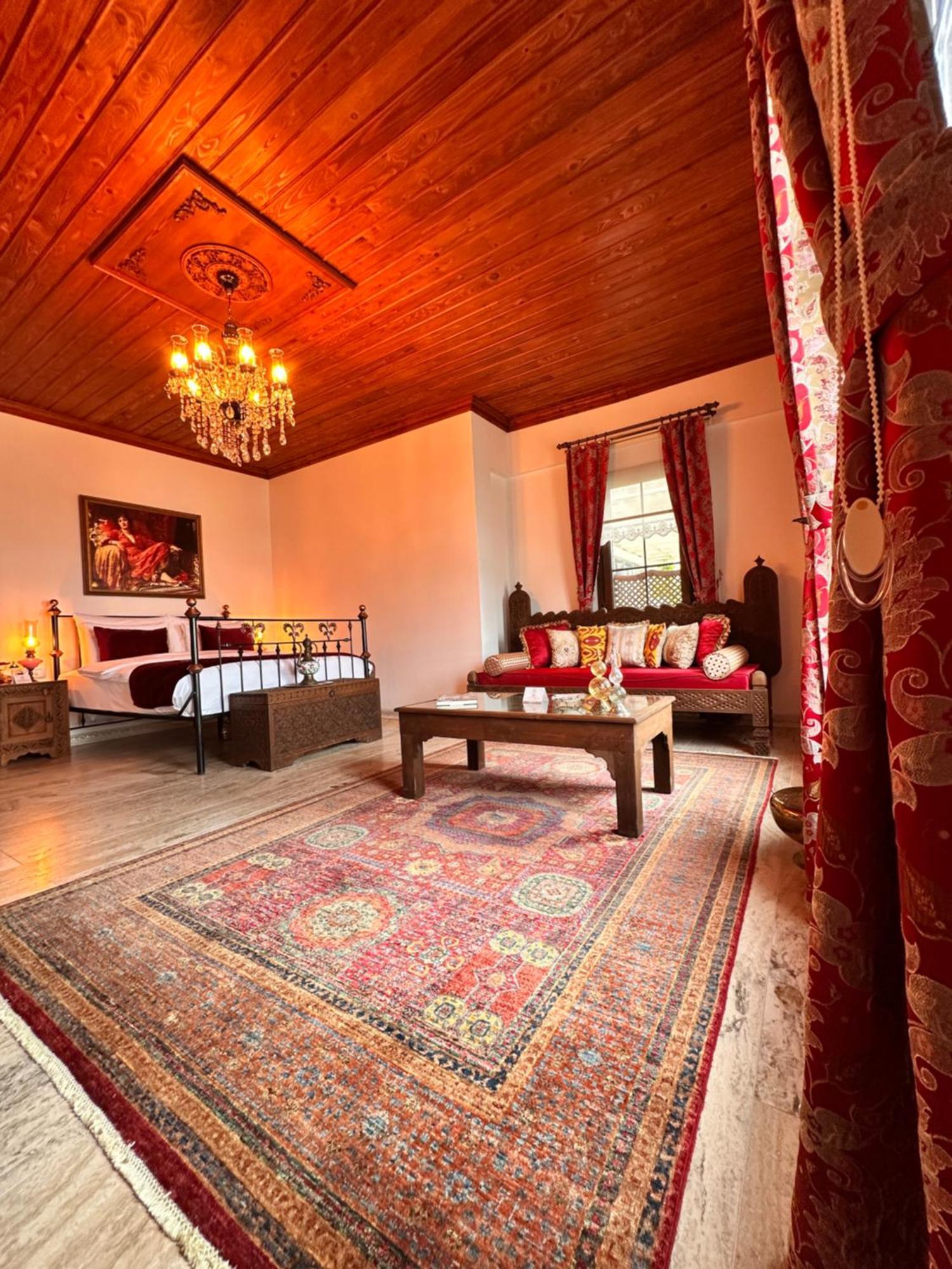 Ephesus Hotel 2*