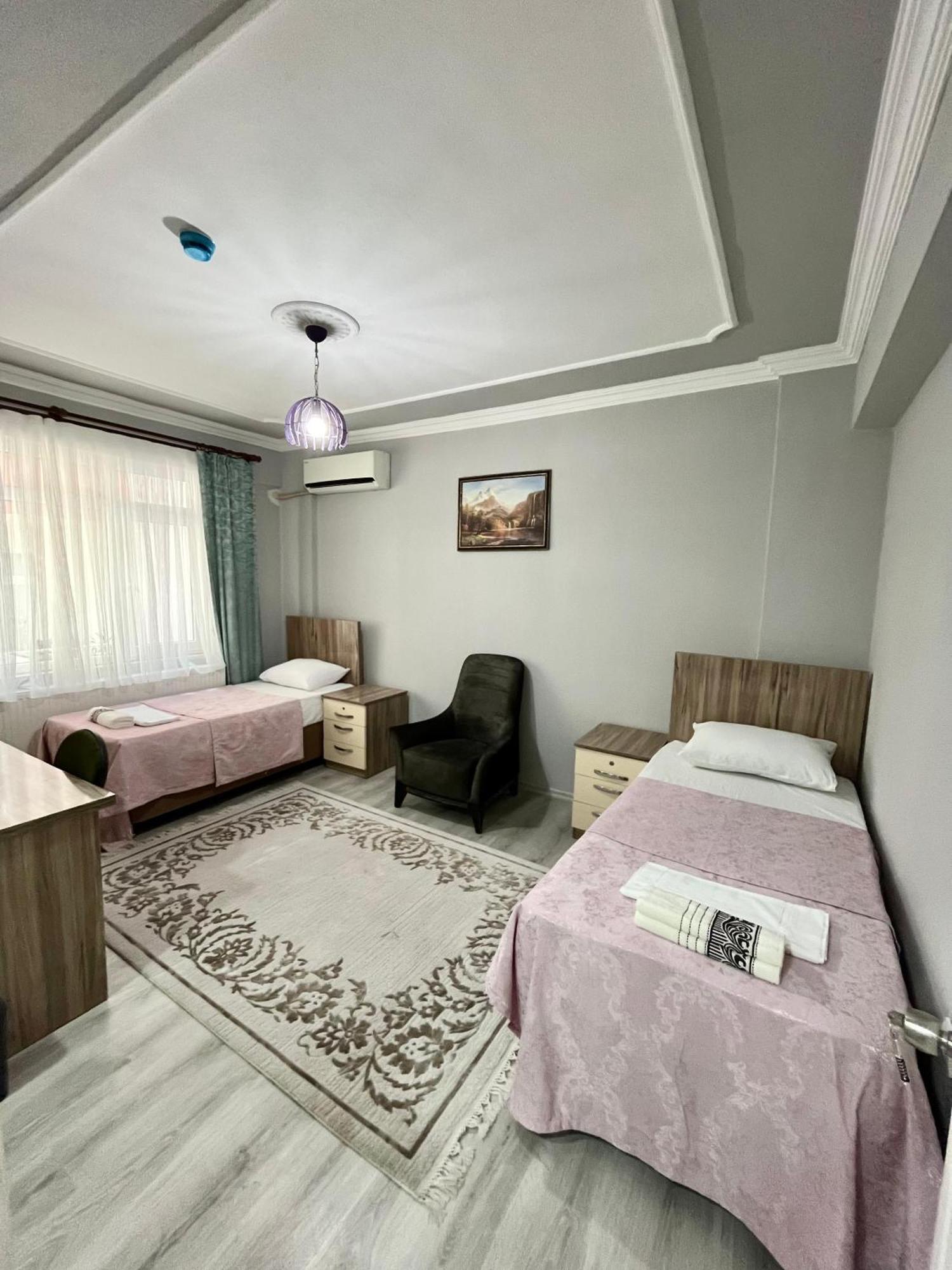 Yali Apartment *