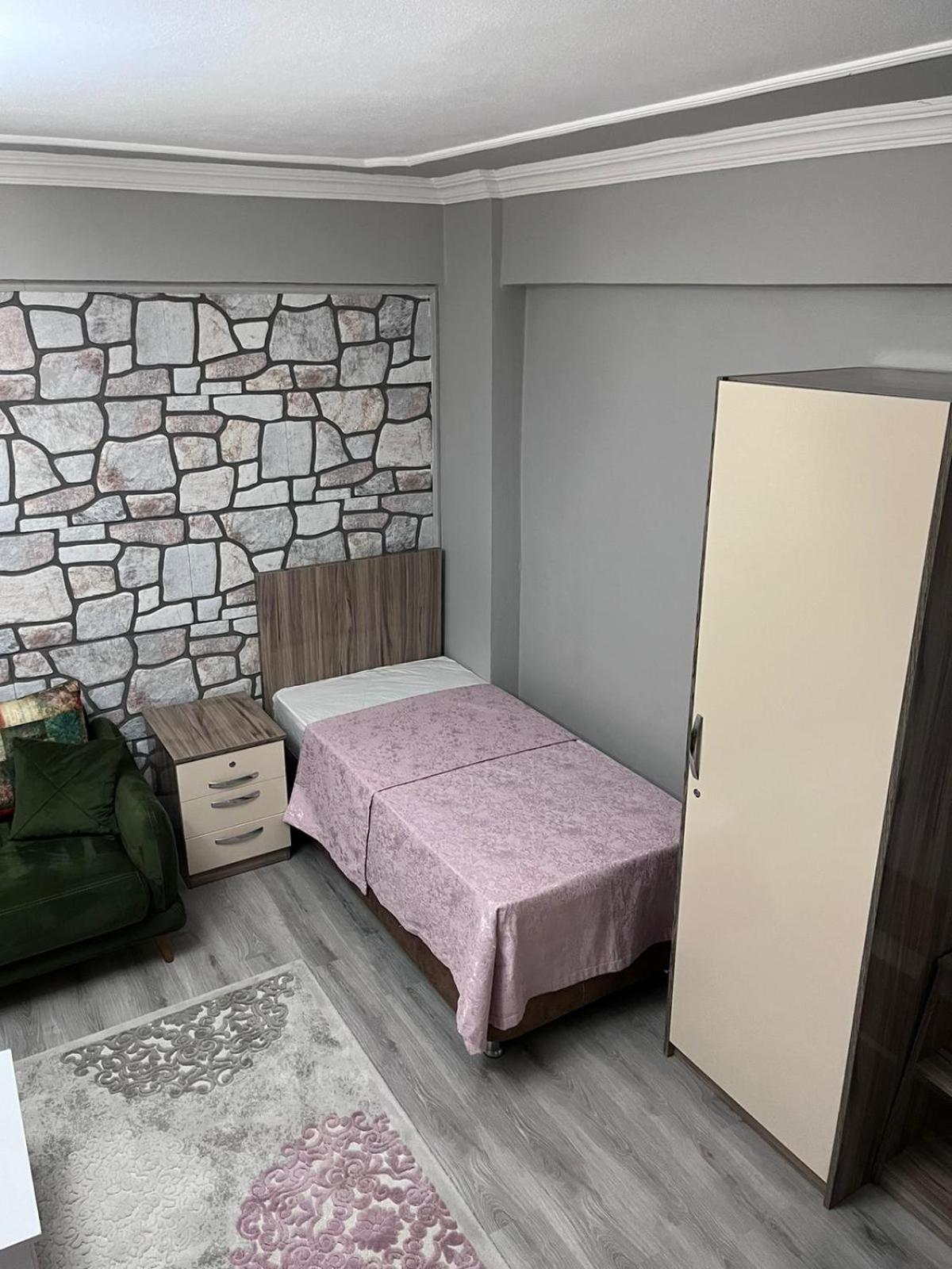 Yali Apartment
