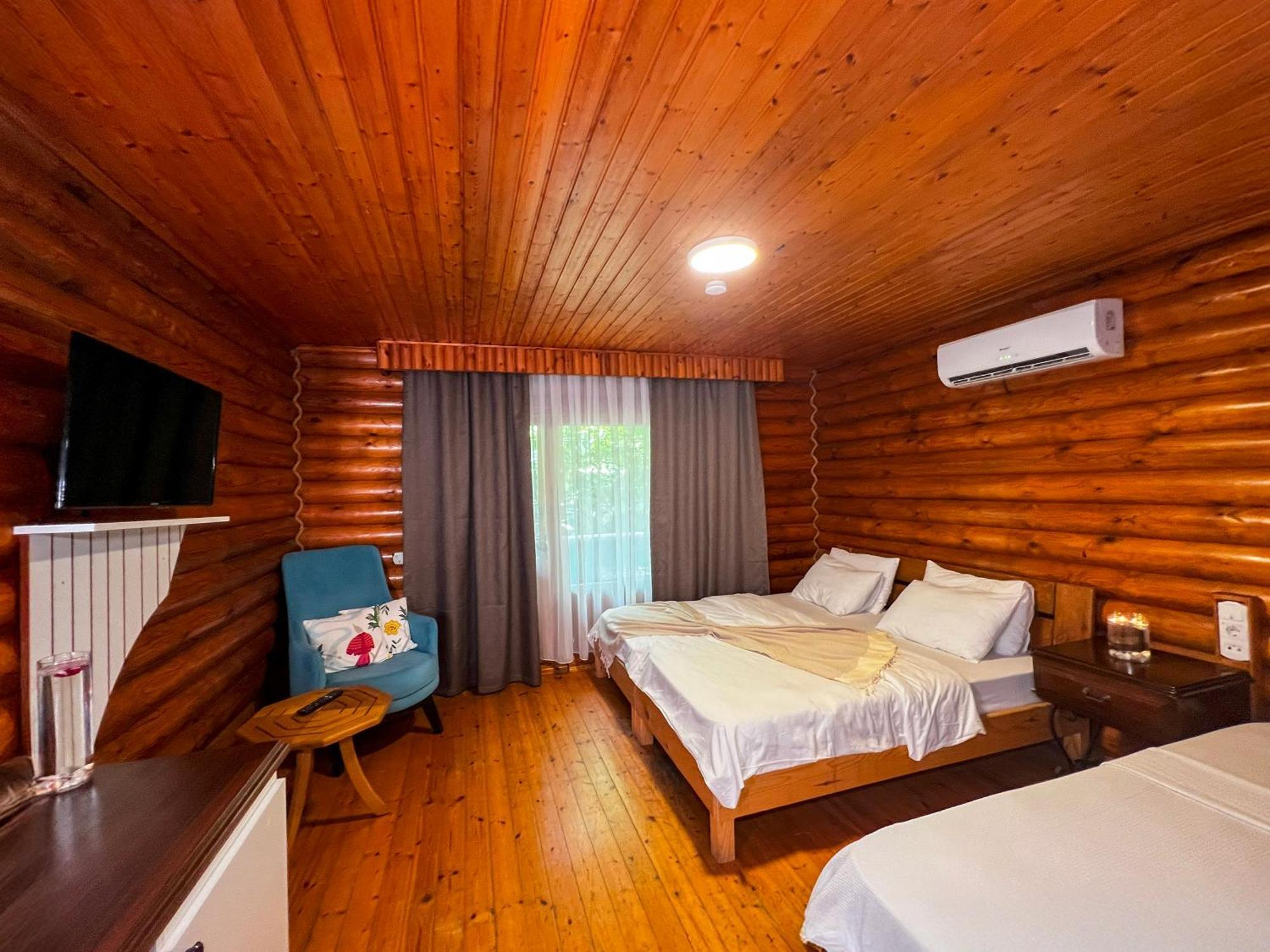 Woodline Hotel 3*