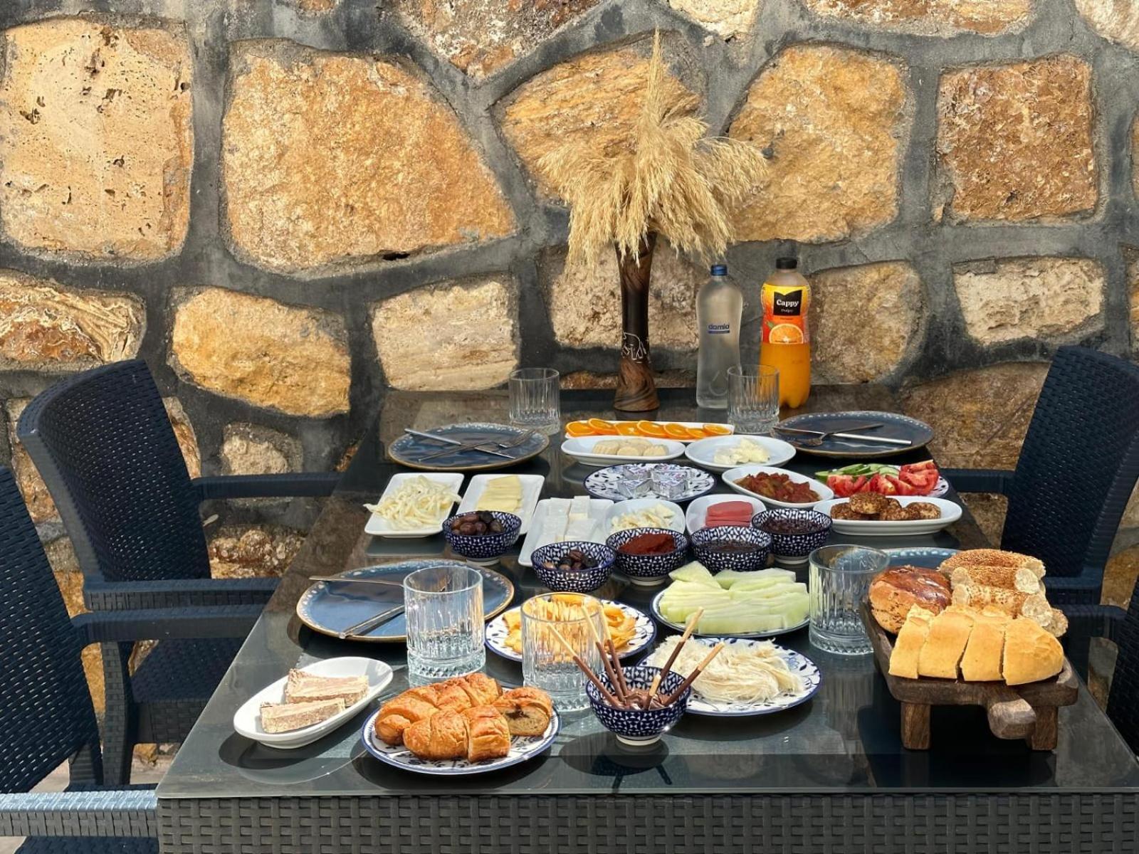Tikir House