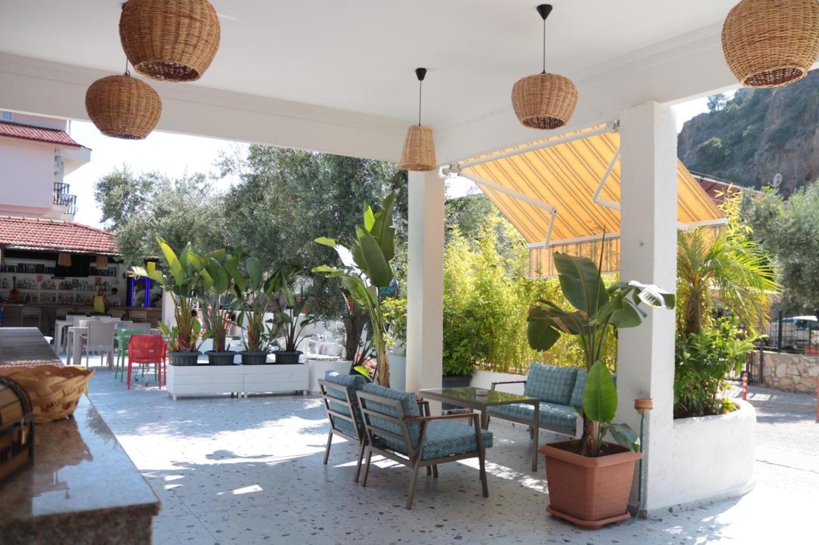 Taner Hotel 3*